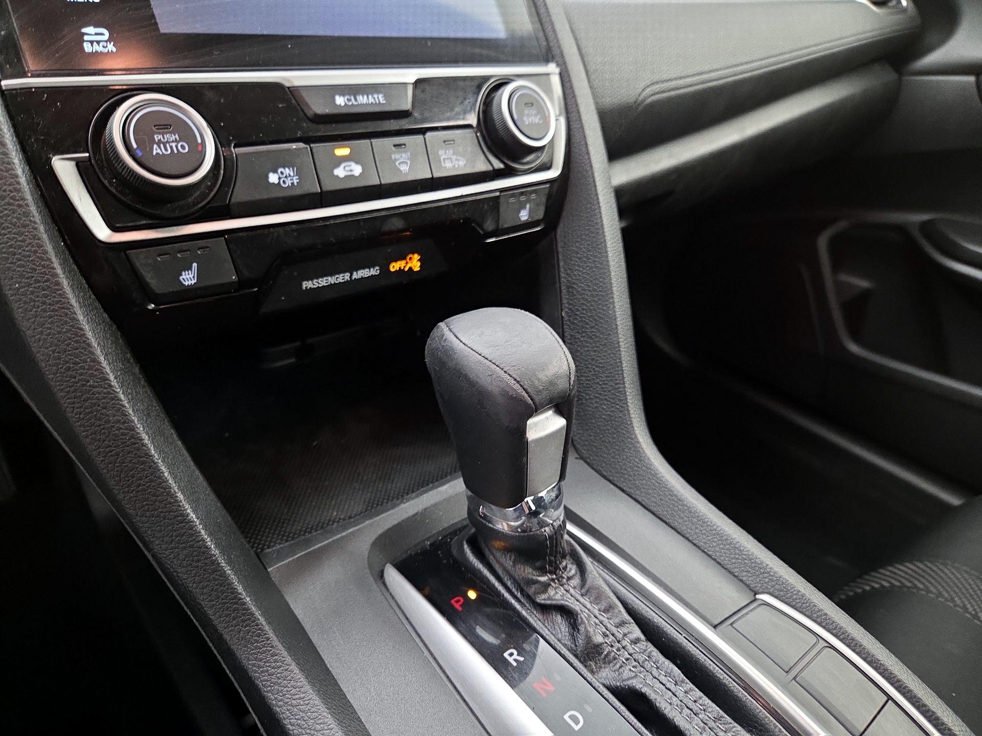 Thumbnail: 2018 Honda Civic - 16