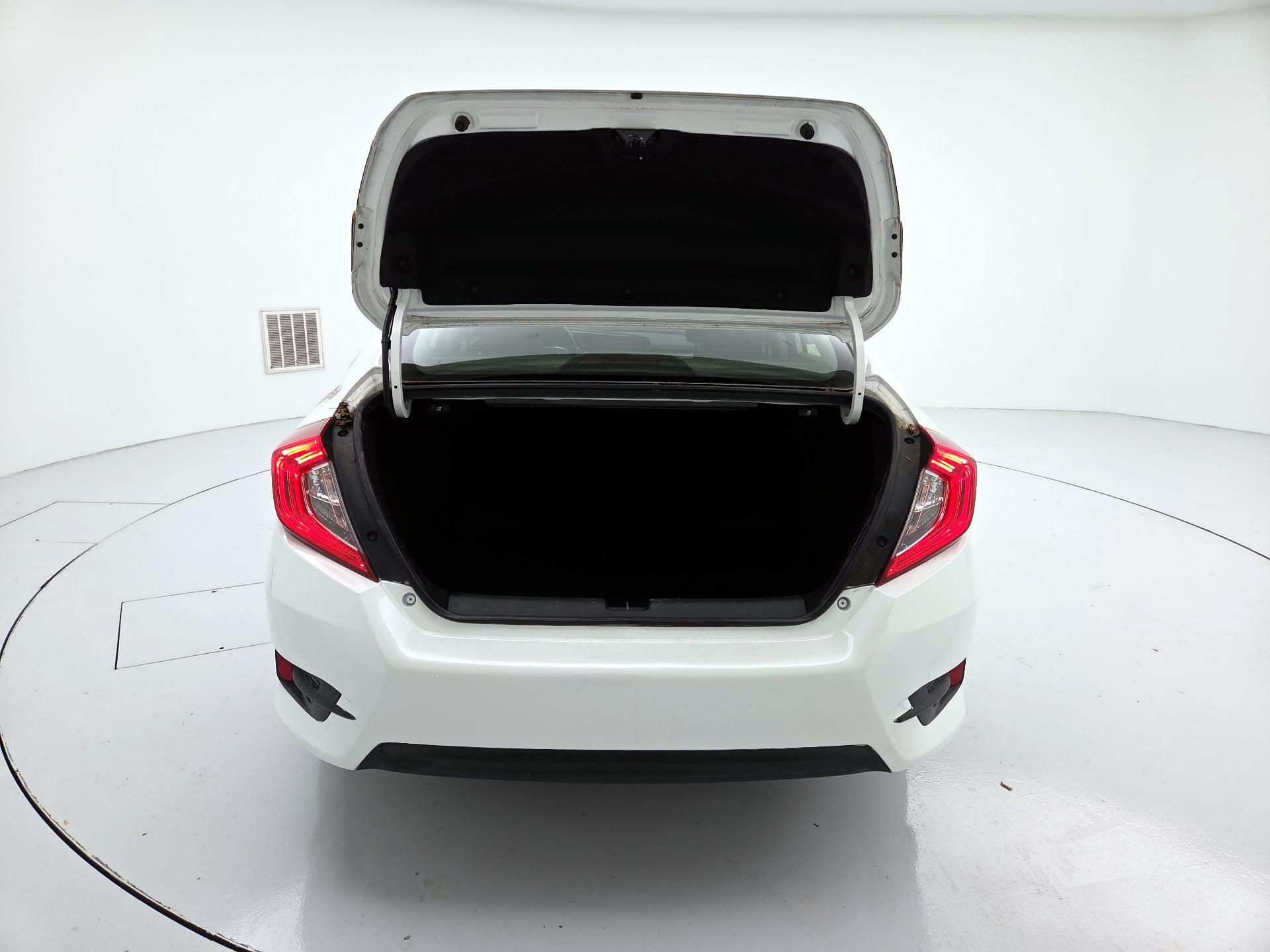 Thumbnail: 2018 Honda Civic - 20