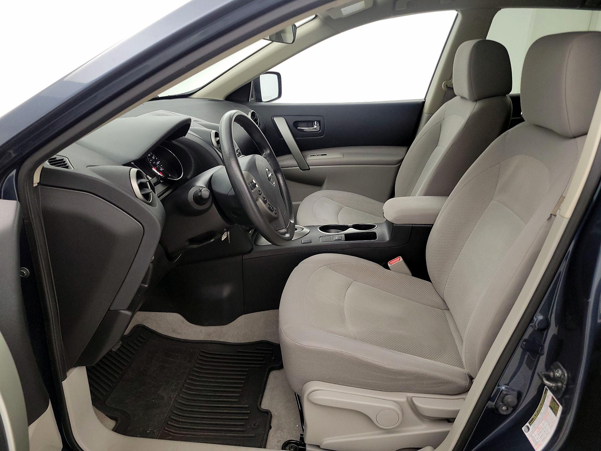 Thumbnail: 2015 Nissan Rogue - 11