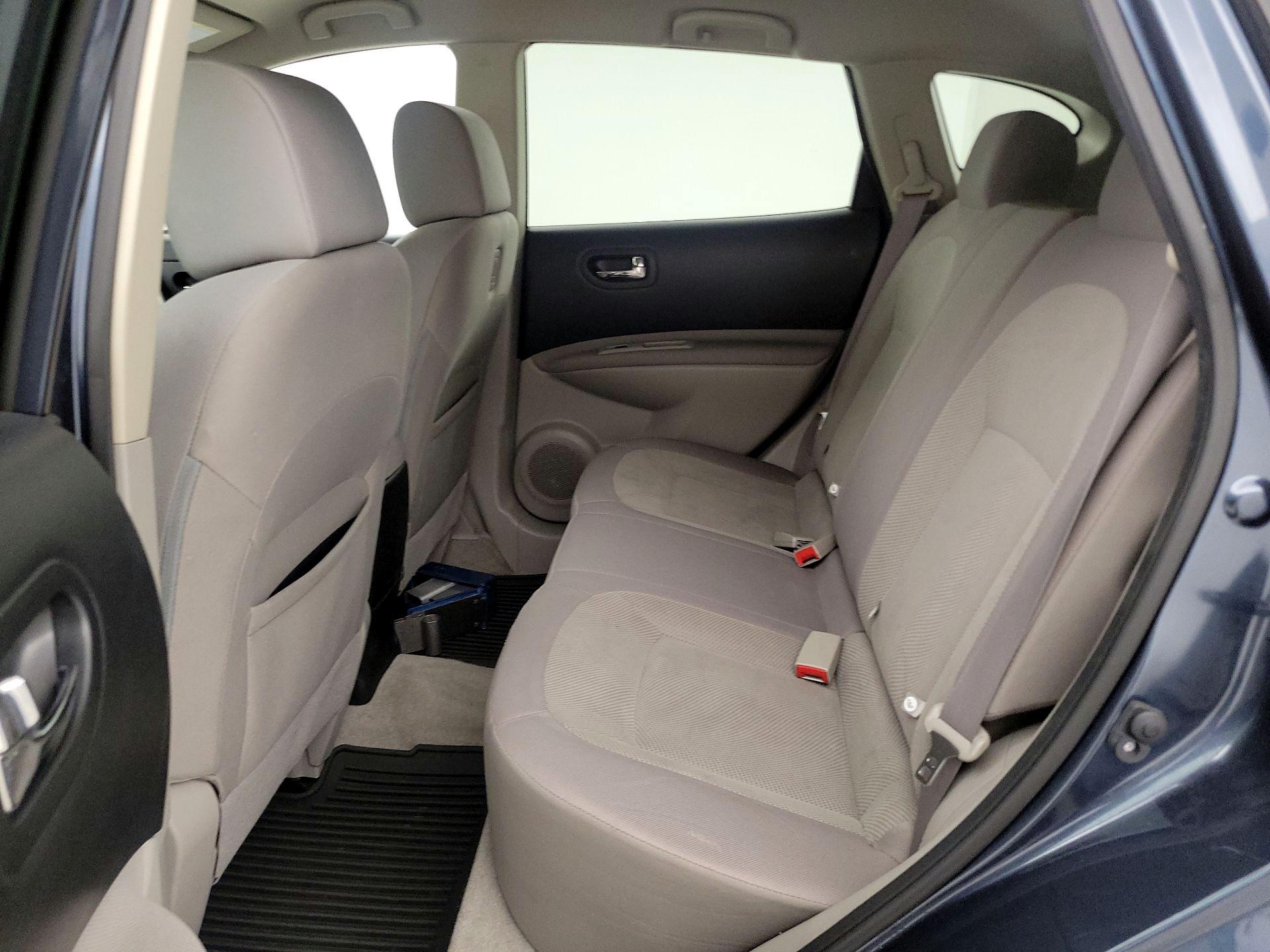 Thumbnail: 2015 Nissan Rogue - 19