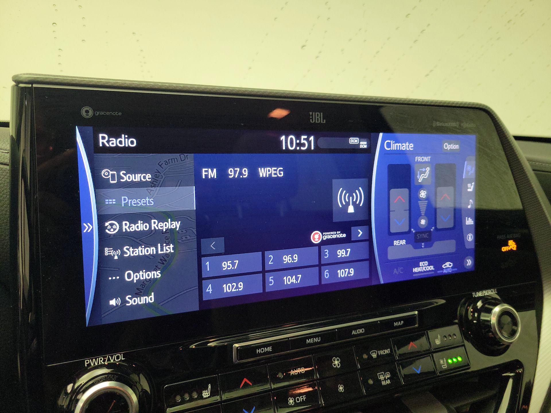 Thumbnail: 2022 Toyota Highlander - 16