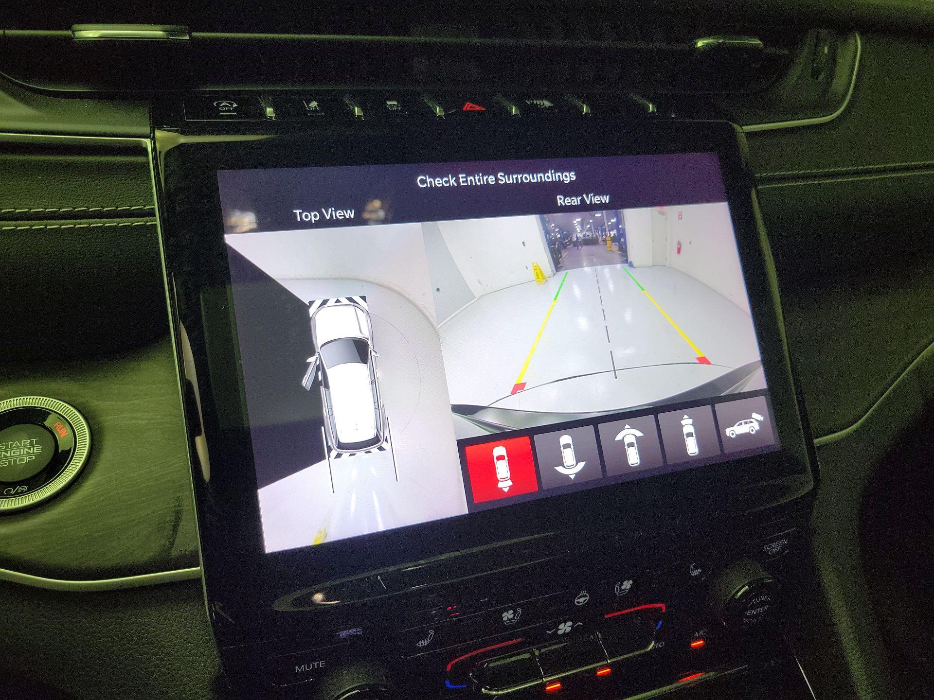 Thumbnail: 2023 Jeep Grand Cherokee - 15