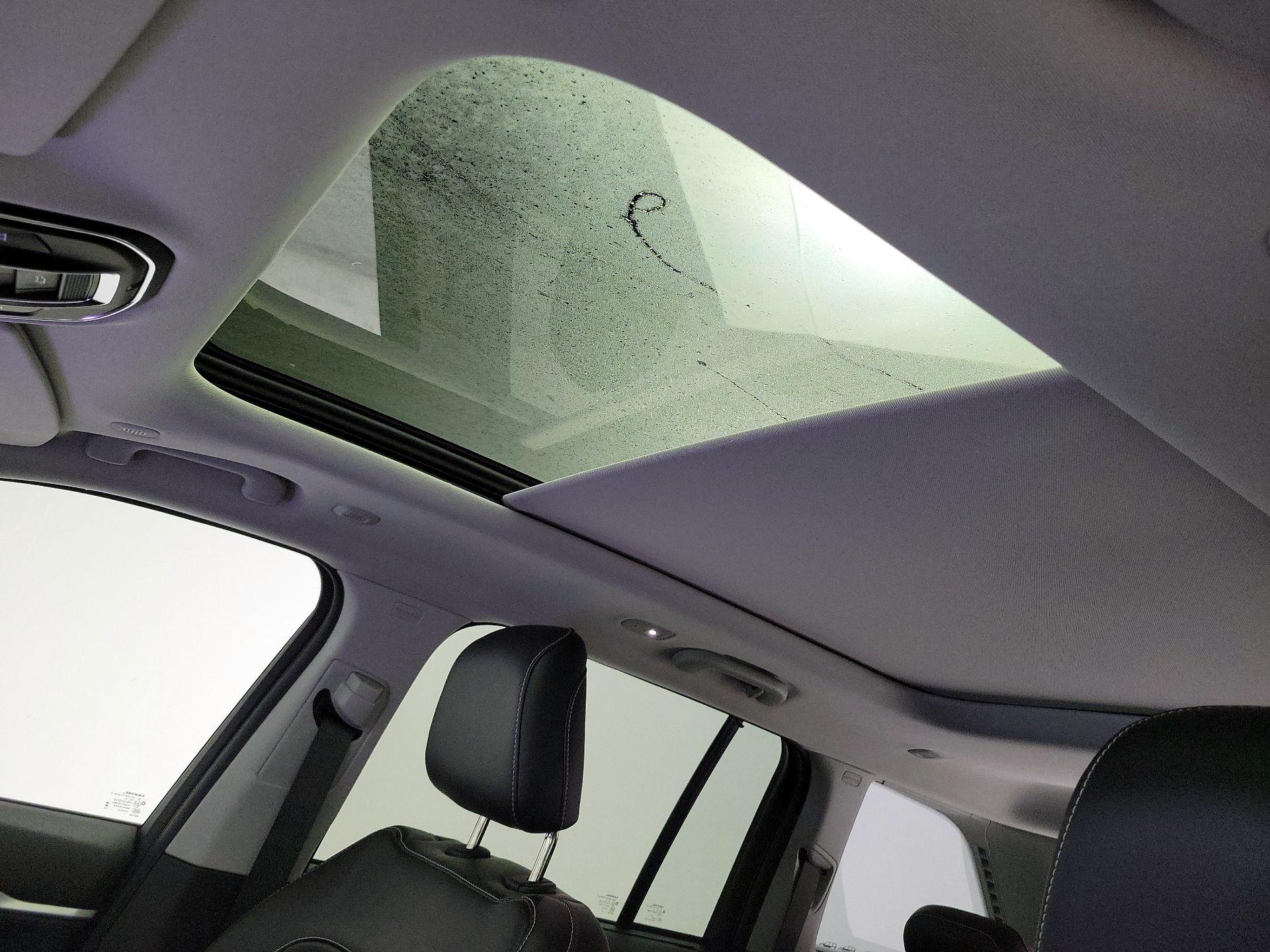 Thumbnail: 2023 Jeep Grand Cherokee - 20