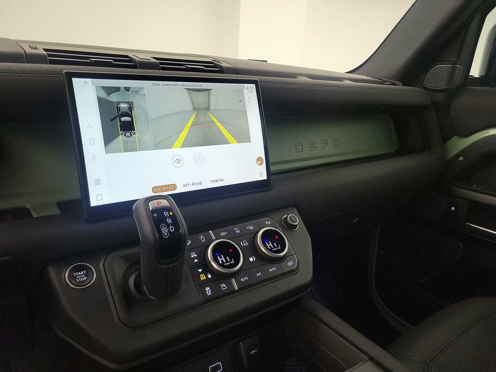 Thumbnail: 2023 Land Rover Defender - 15