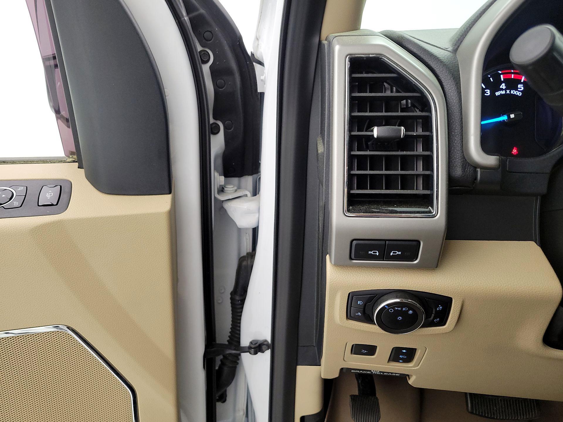 Thumbnail: 2020 Ford F-250 - 13