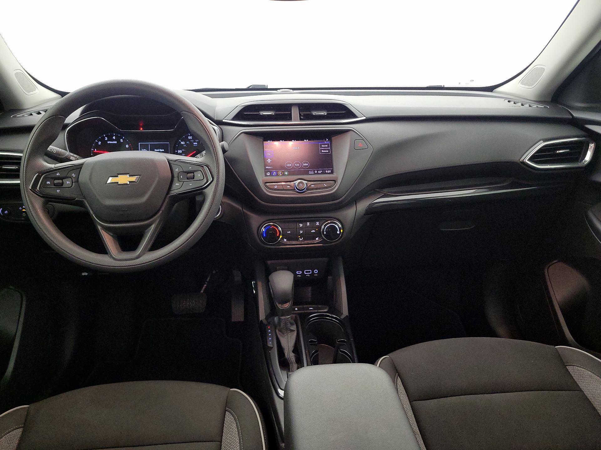 Thumbnail: 2023 Chevrolet TrailBlazer - 9