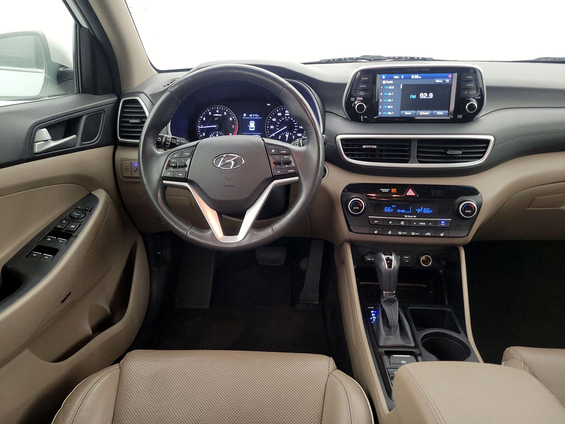 Thumbnail: 2020 Hyundai Tucson - 10