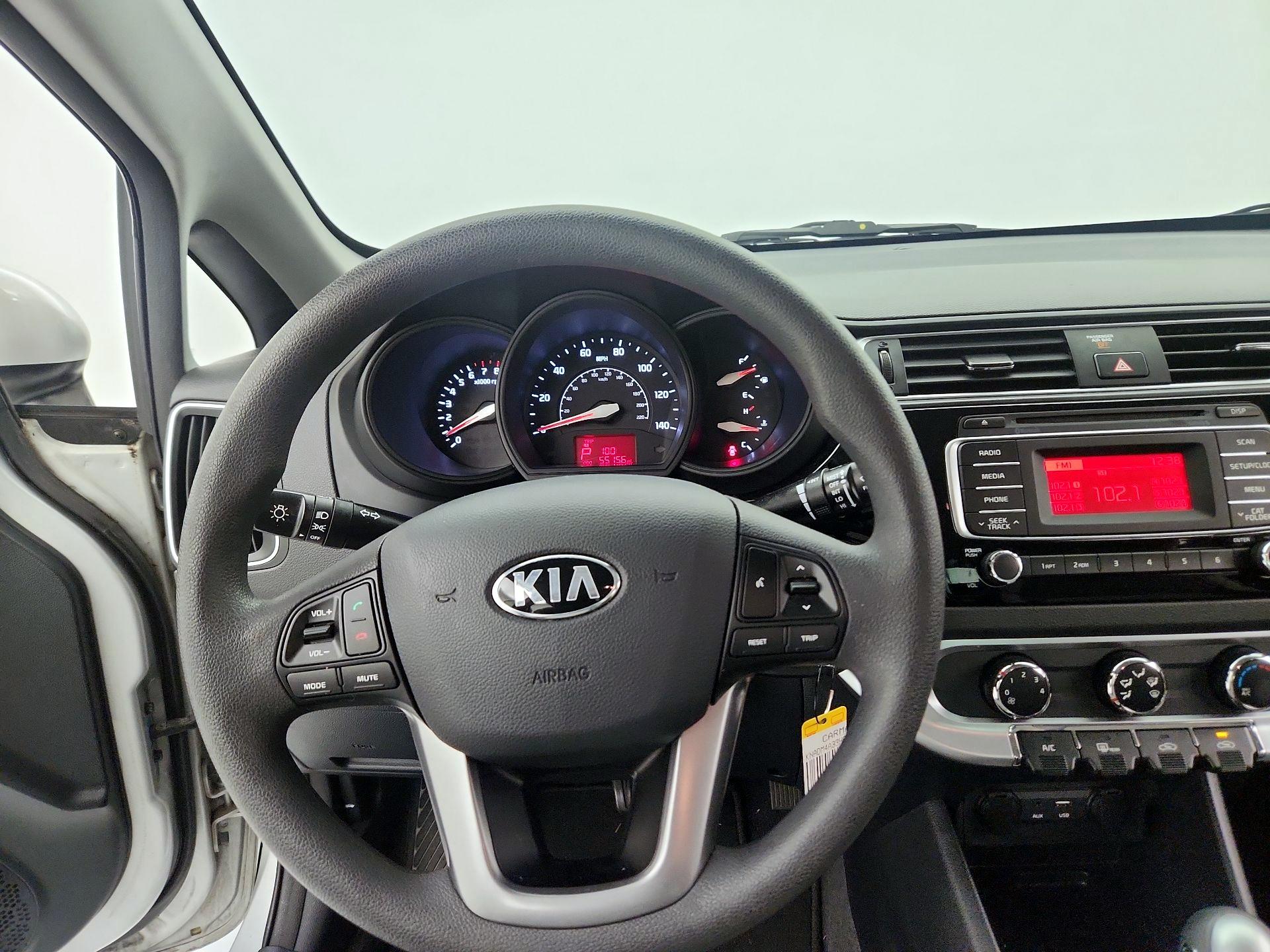 Thumbnail: 2017 Kia Rio - 10