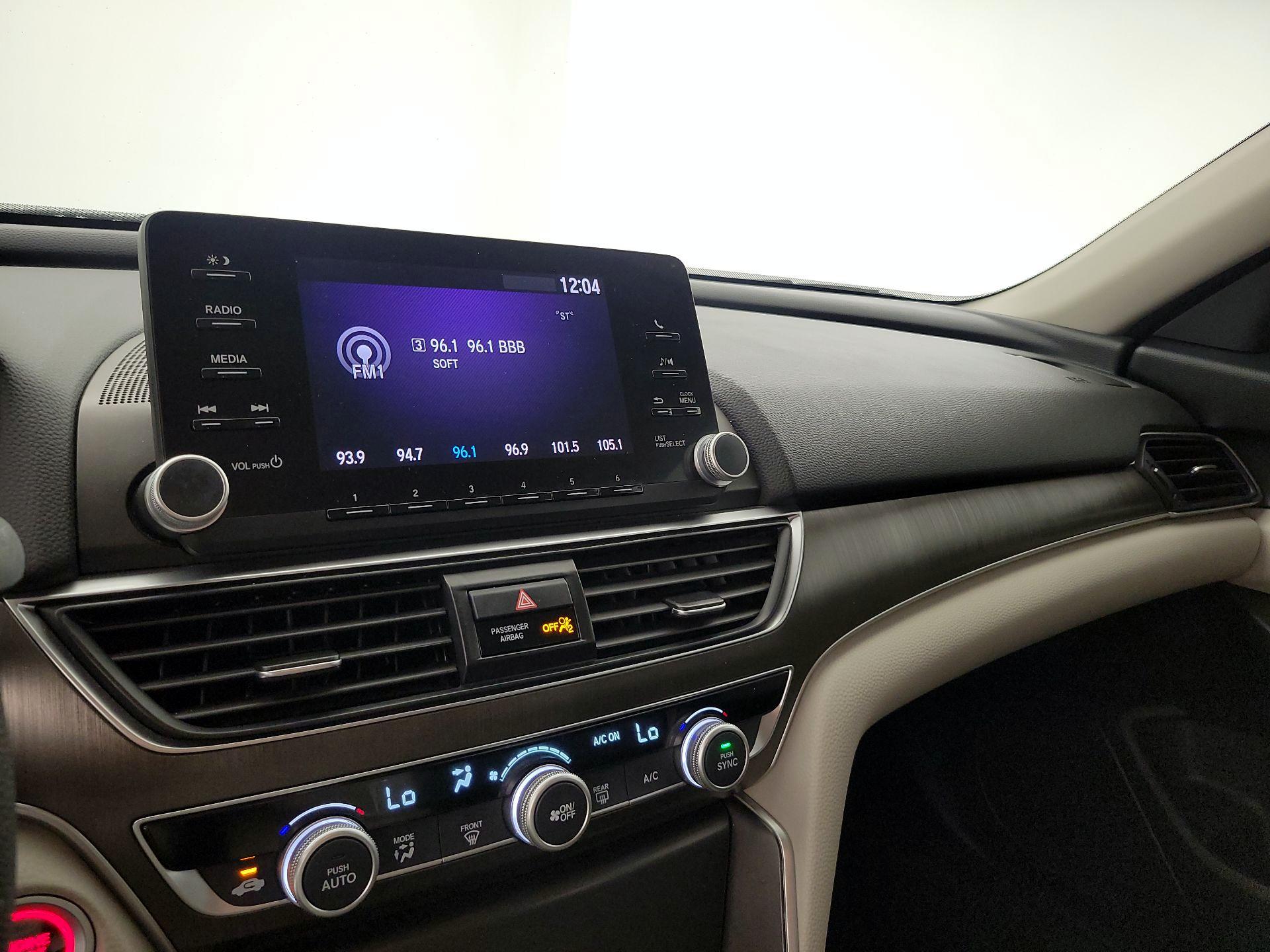 Thumbnail: 2018 Honda Accord - 15