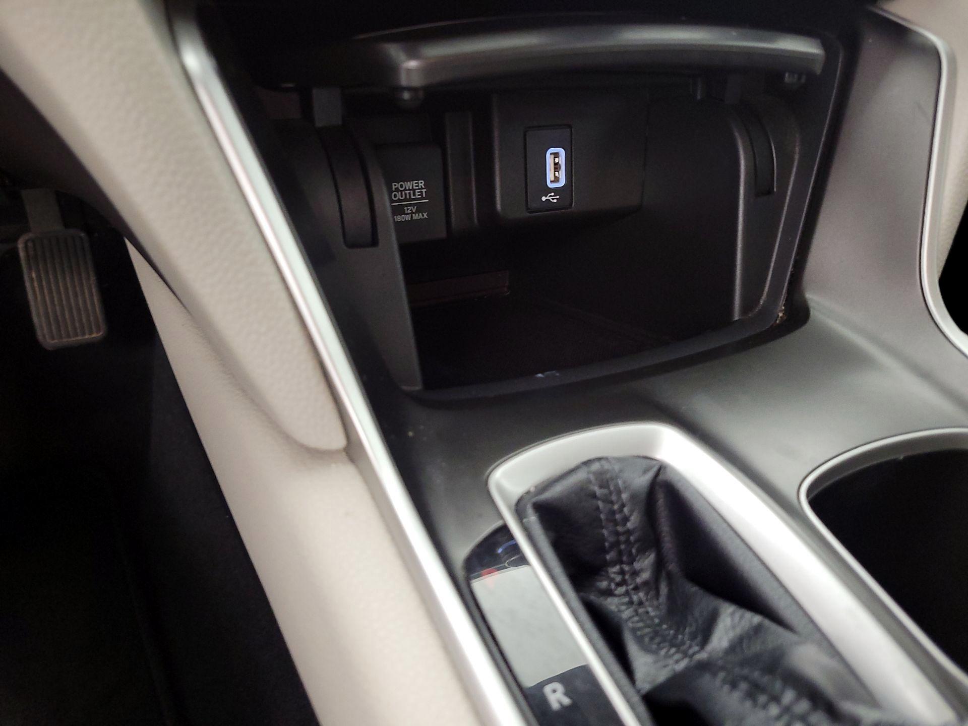 Thumbnail: 2018 Honda Accord - 18