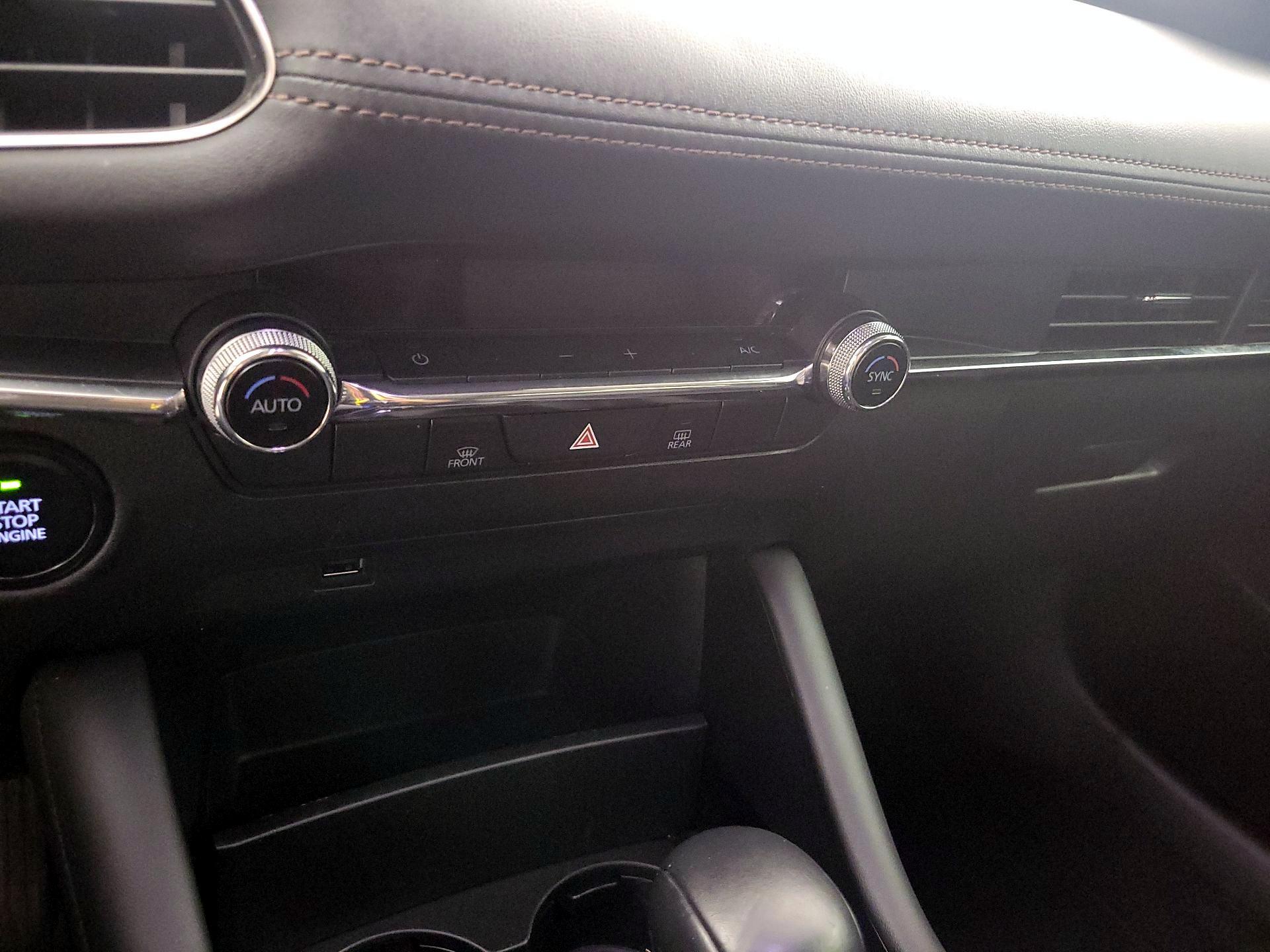 Thumbnail: 2019 Mazda Mazda3 - 16