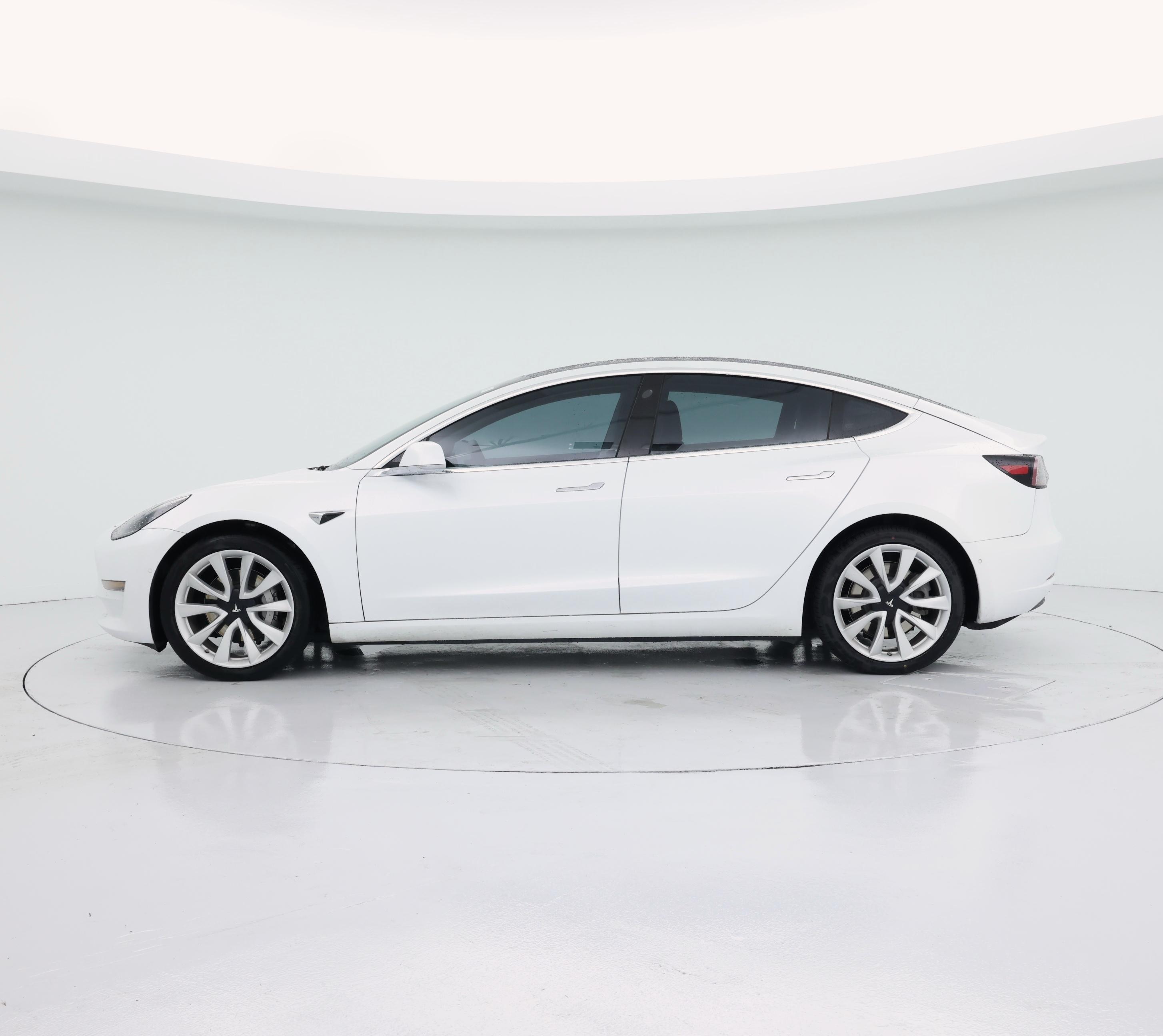 Thumbnail: 2019 Tesla Model 3 - 3