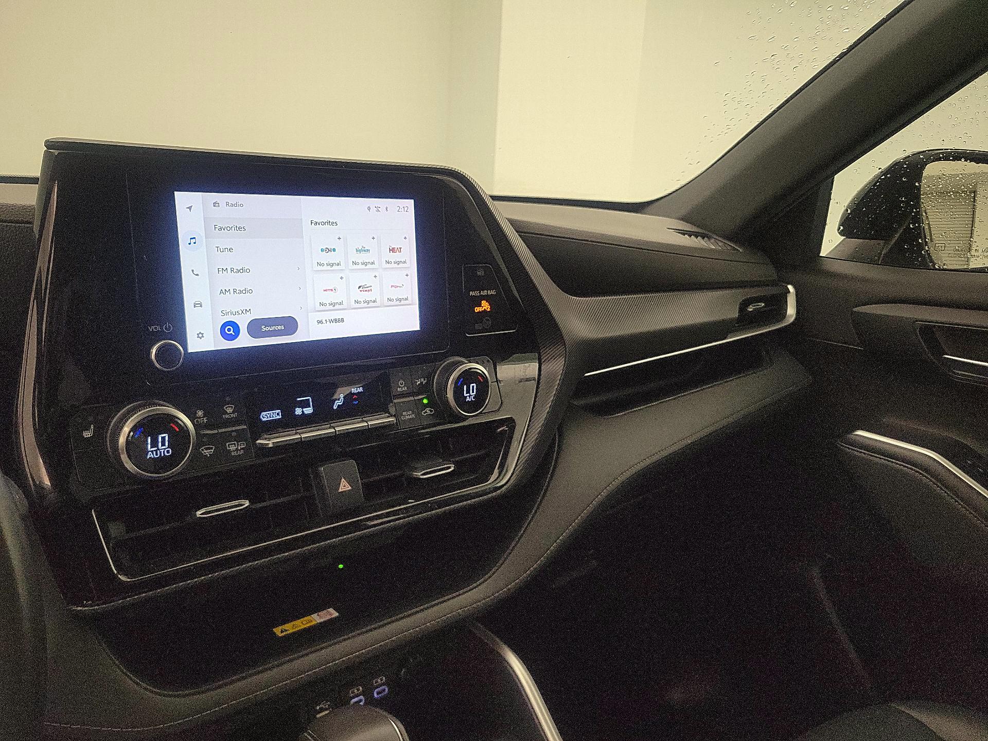 Thumbnail: 2023 Toyota Highlander - 15