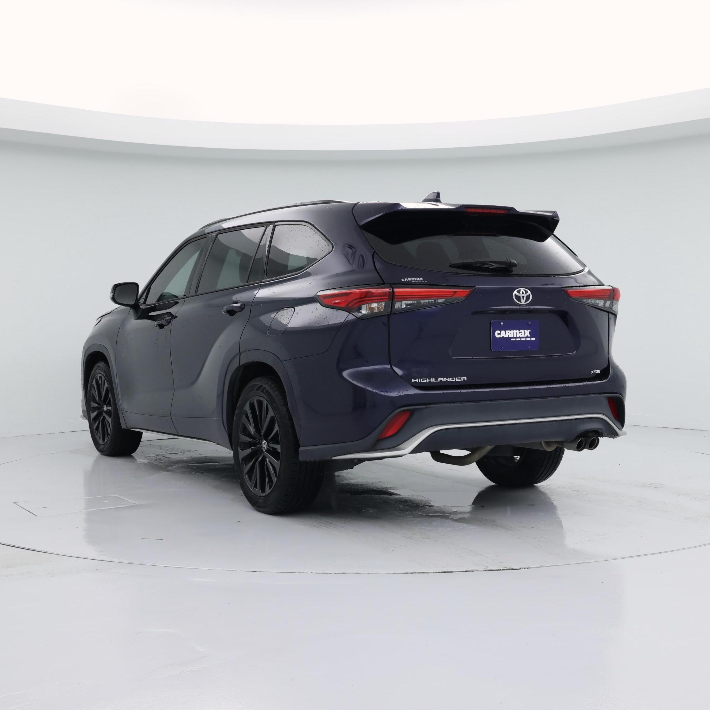 Thumbnail: 2023 Toyota Highlander - 2