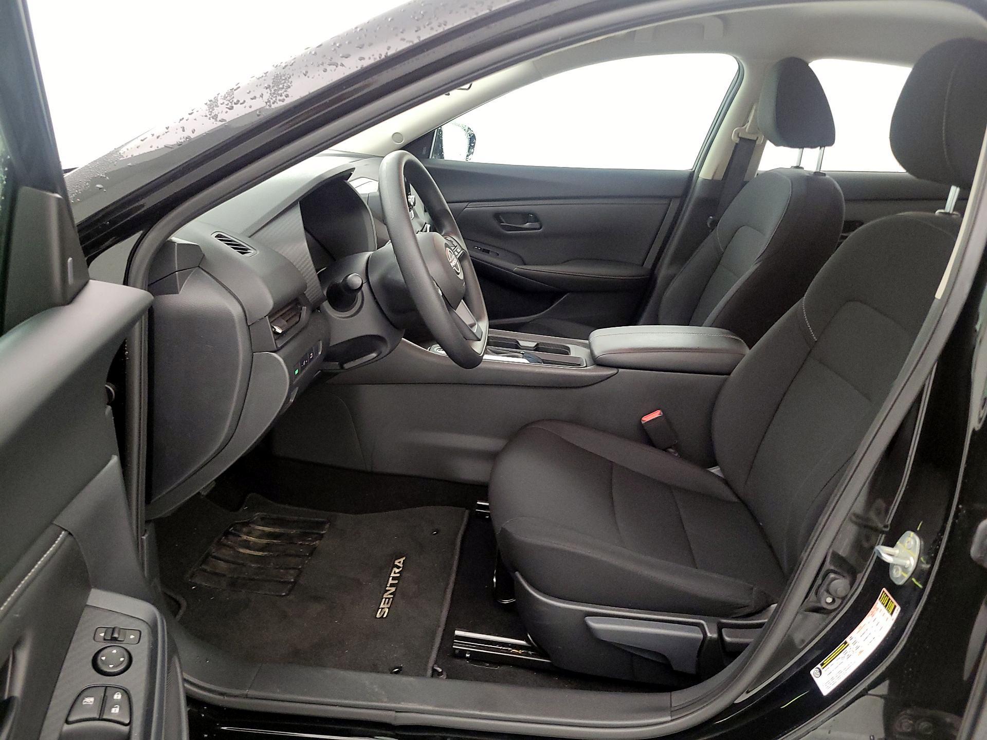 Thumbnail: 2024 Nissan Sentra - 11