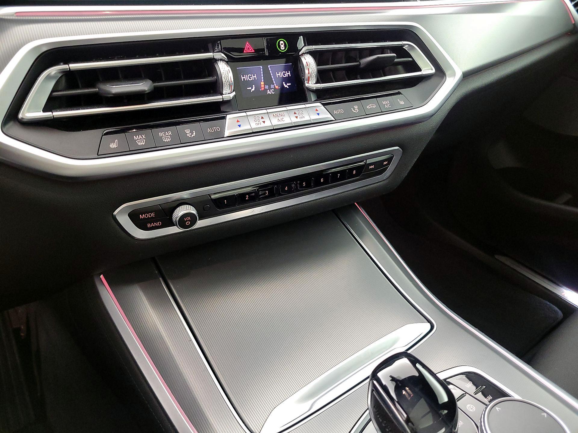 Thumbnail: 2021 BMW X5 - 17