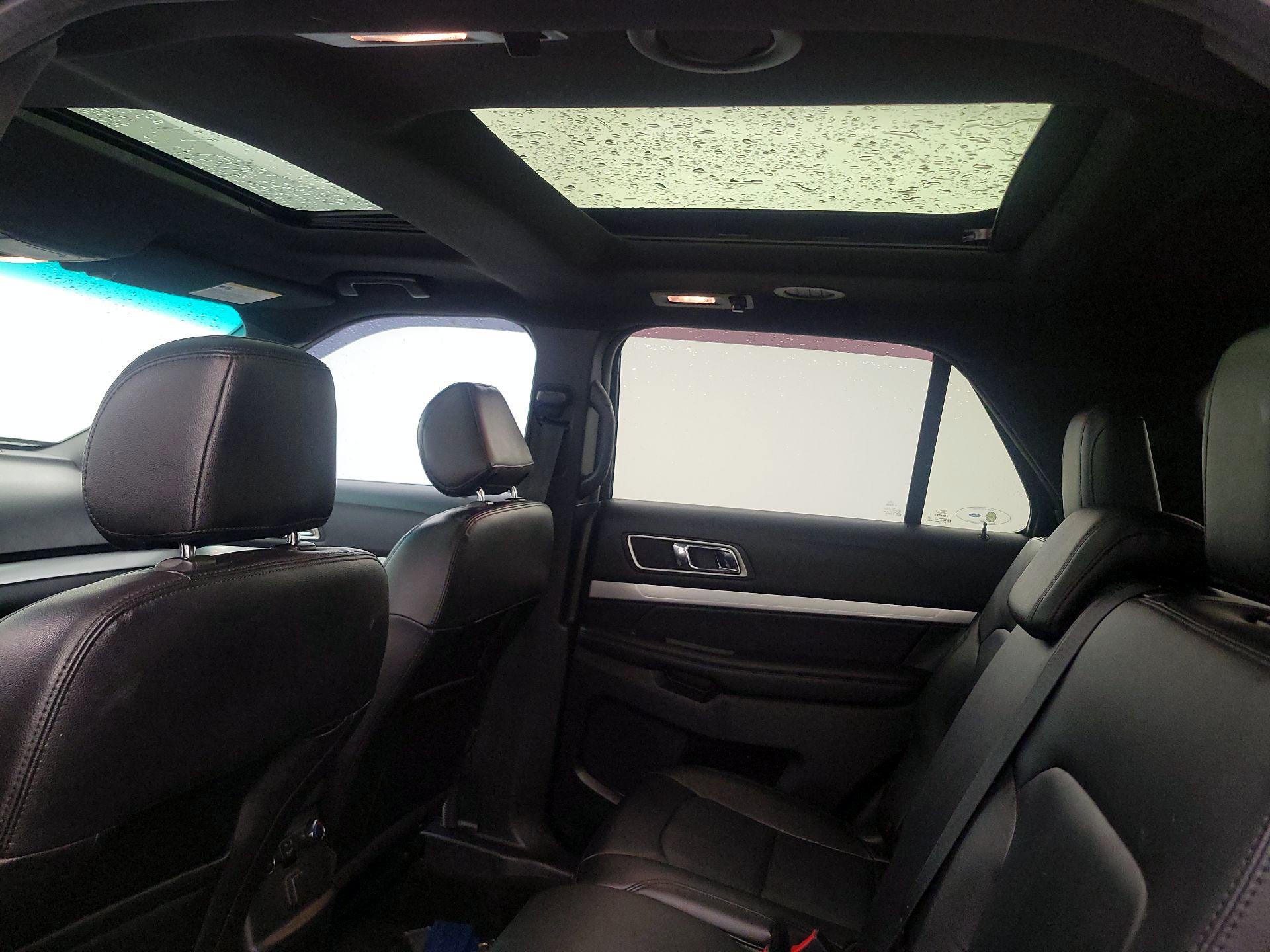 Thumbnail: 2016 Ford Explorer - 19