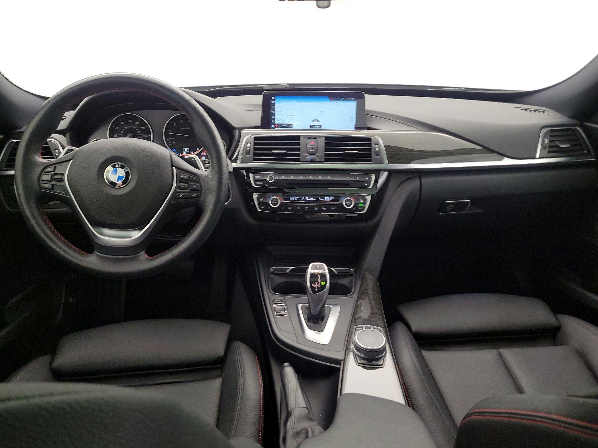 Thumbnail: 2018 BMW 3 Series - 9