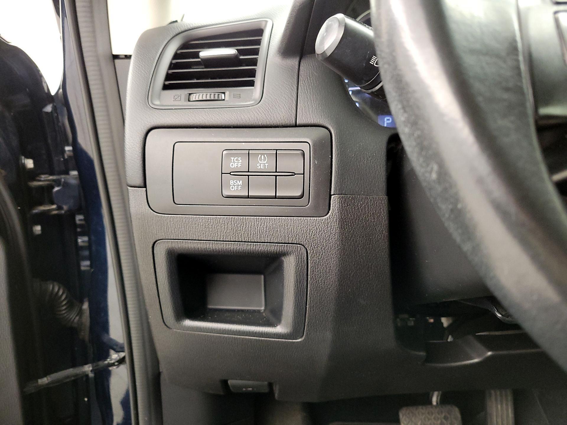 Thumbnail: 2015 Mazda CX-5 - 13