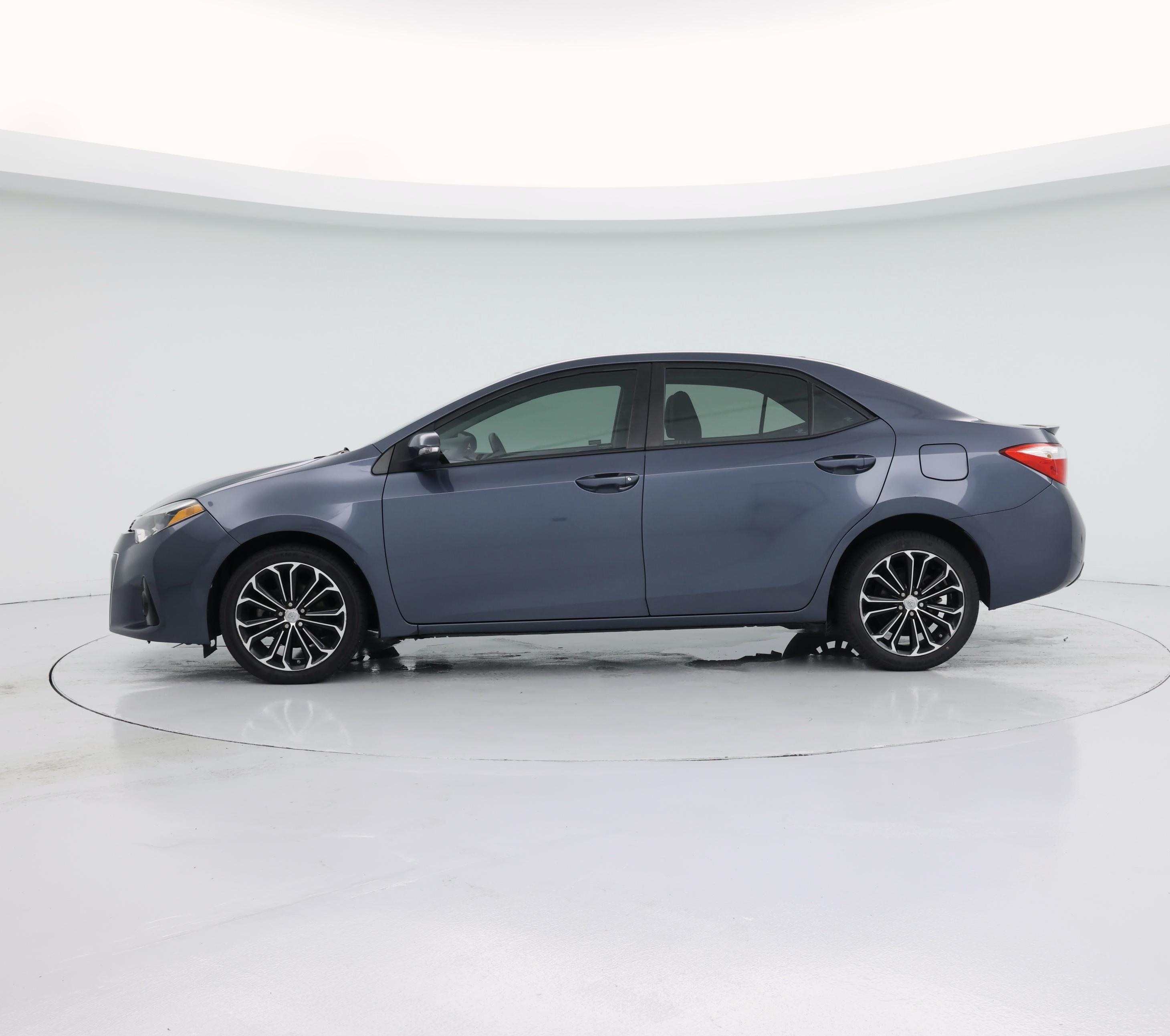 Thumbnail: 2014 Toyota Corolla - 3