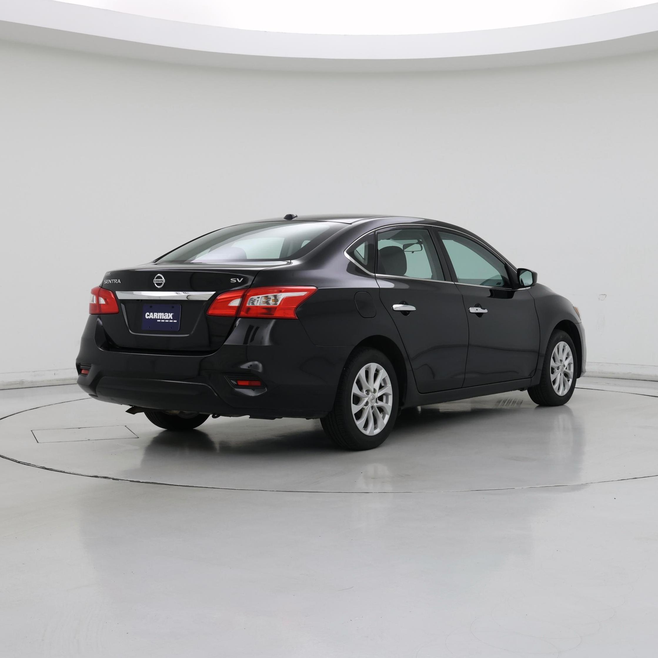 Thumbnail: 2019 Nissan Sentra - 8