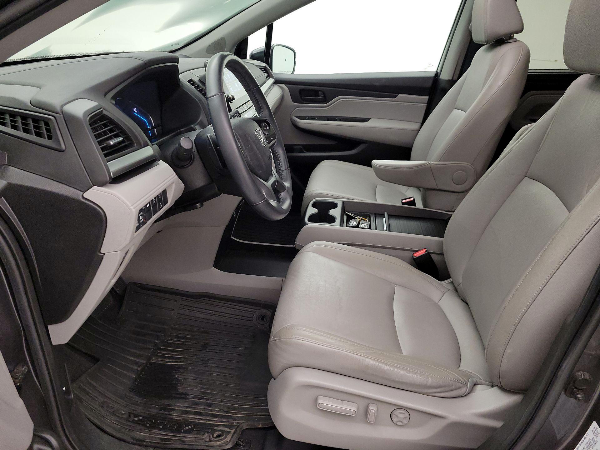 Thumbnail: 2019 Honda Odyssey - 11