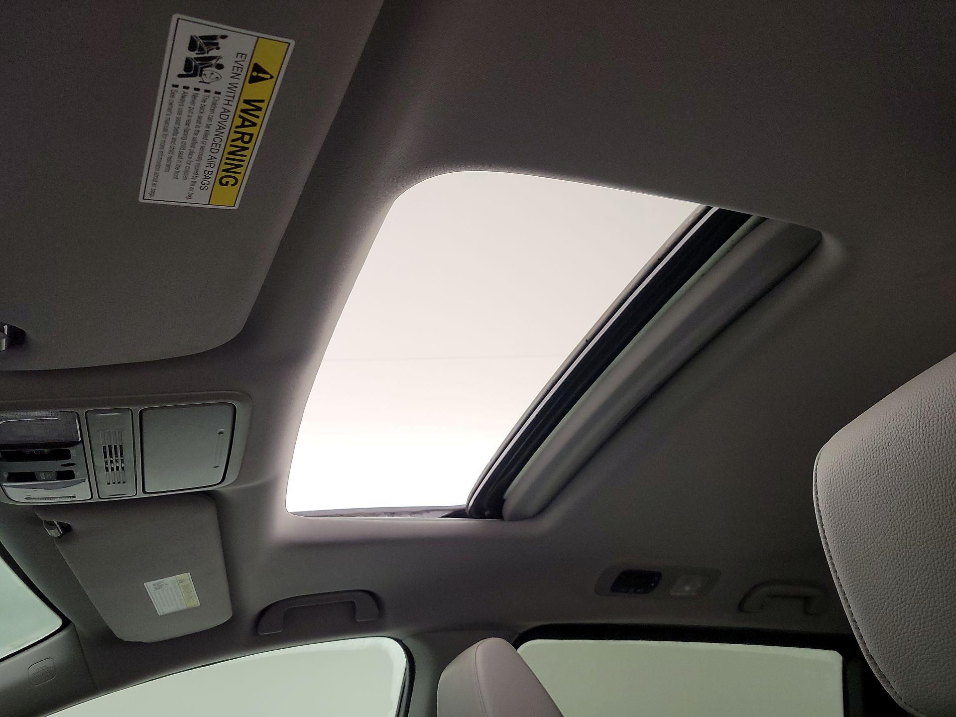 Thumbnail: 2019 Honda Odyssey - 19