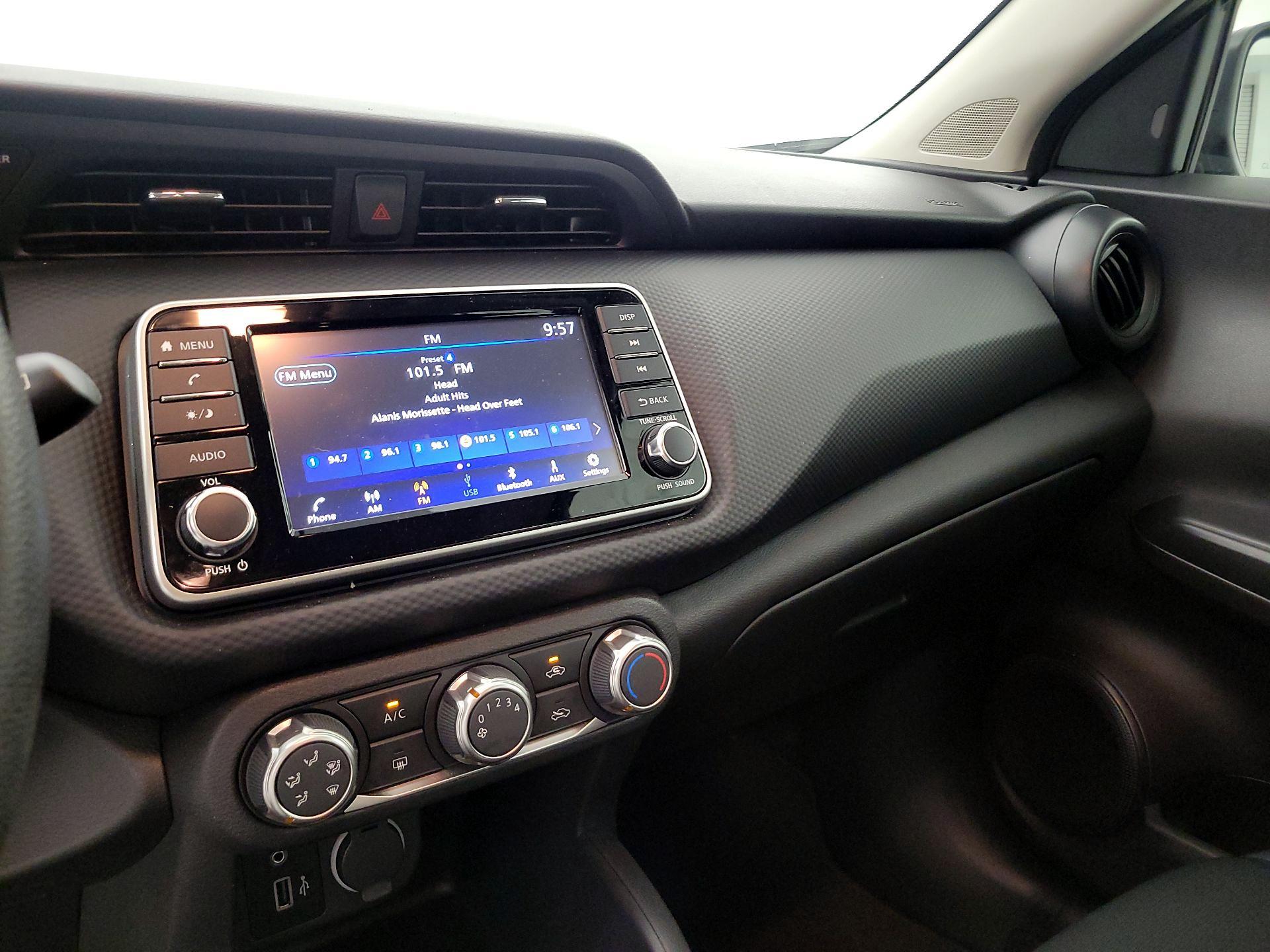 Thumbnail: 2024 Nissan Kicks - 15