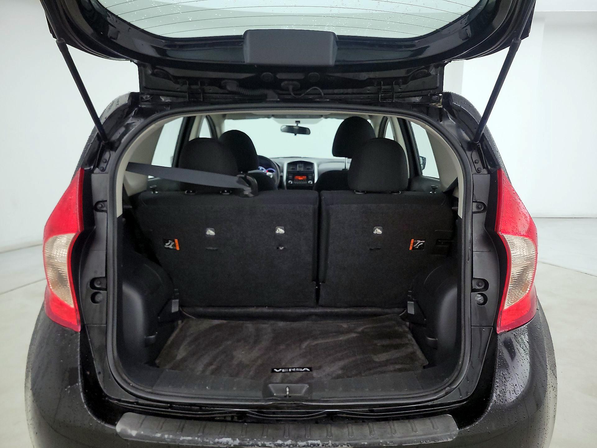 Thumbnail: 2015 Nissan Versa Note - 19