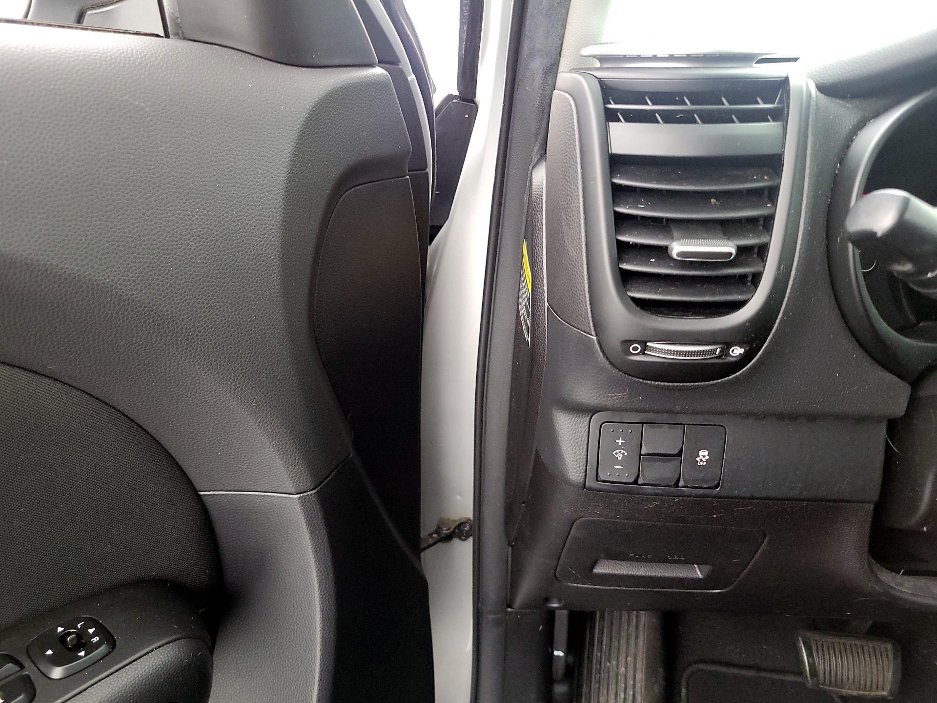 Thumbnail: 2015 Kia Soul - 13