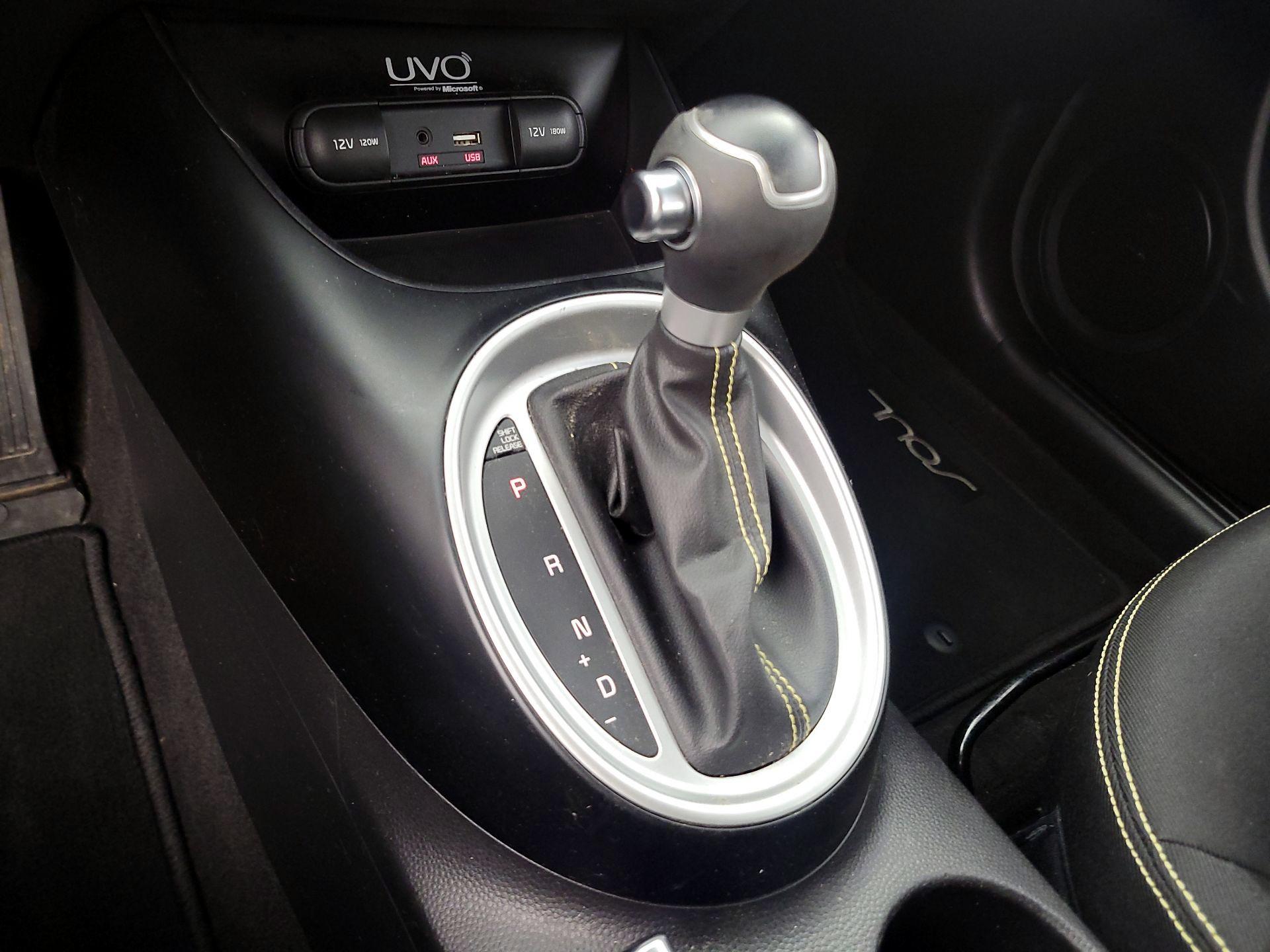 Thumbnail: 2015 Kia Soul - 17