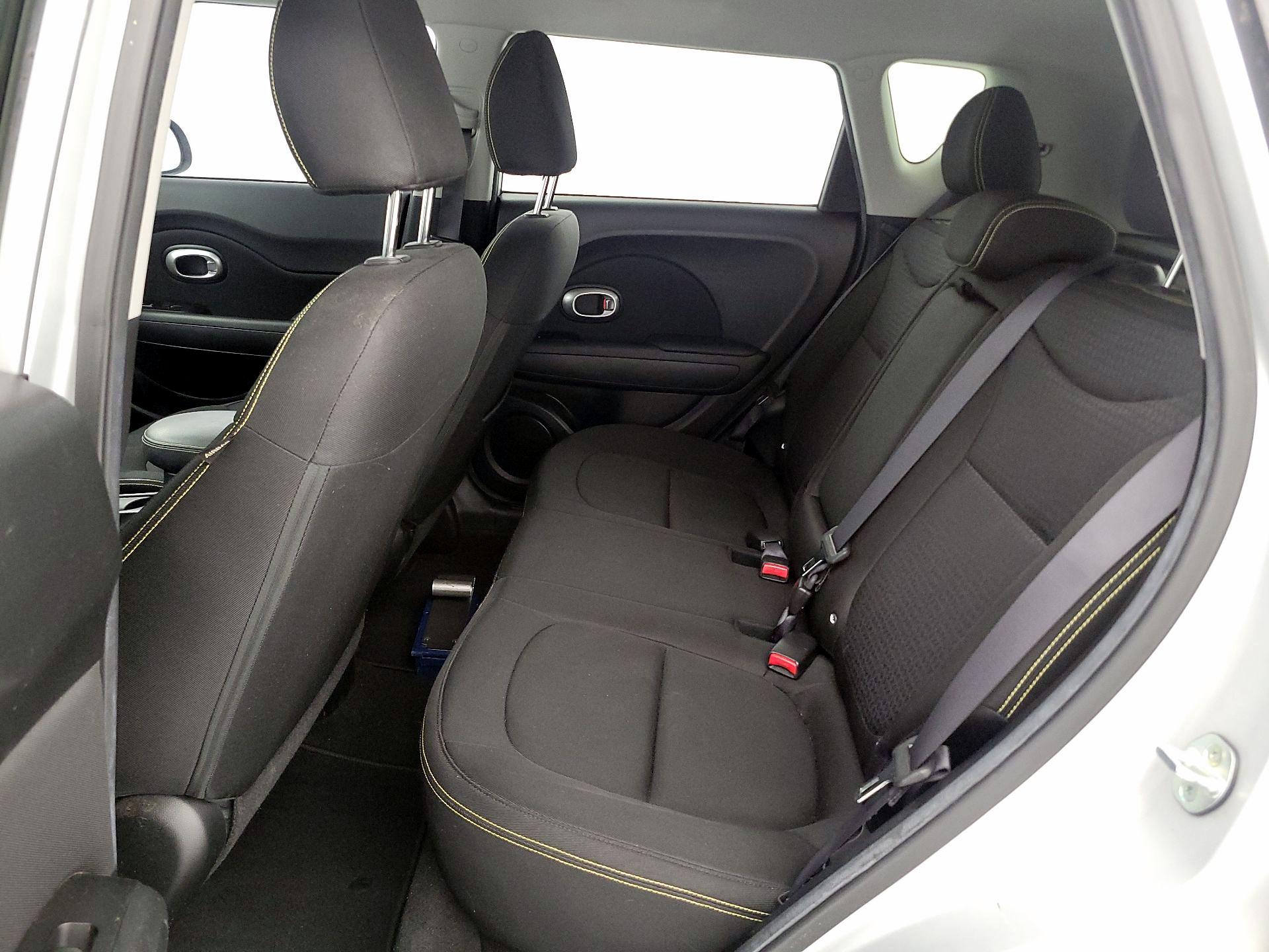 Thumbnail: 2015 Kia Soul - 19