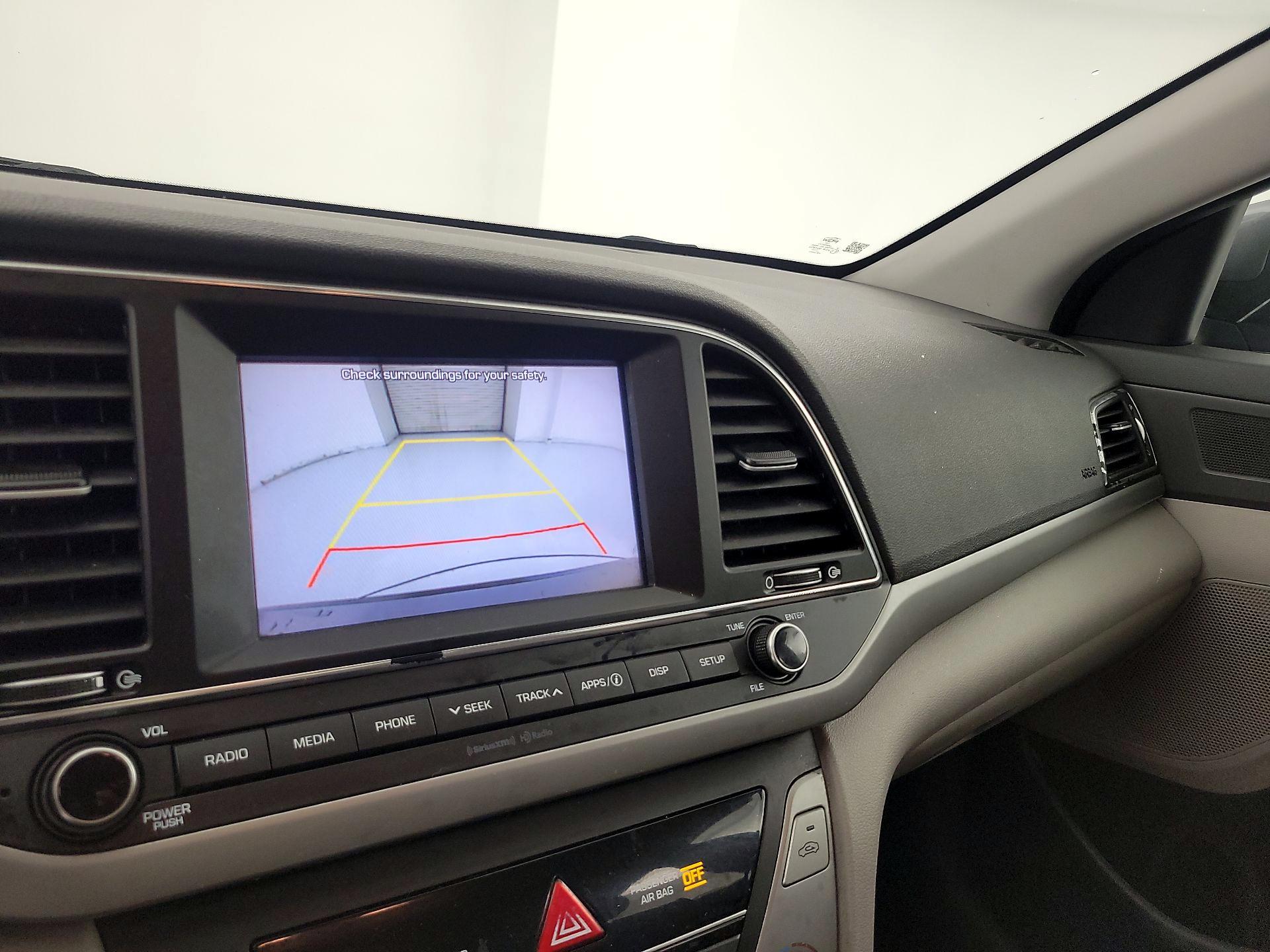 Thumbnail: 2018 Hyundai Elantra - 14