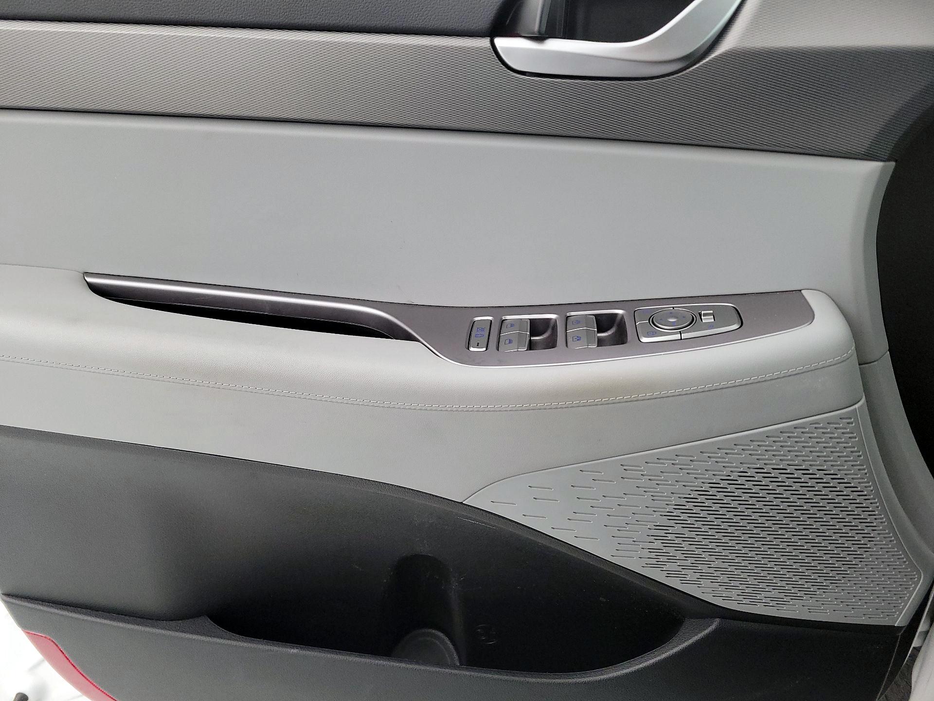 Thumbnail: 2021 Hyundai Palisade - 12