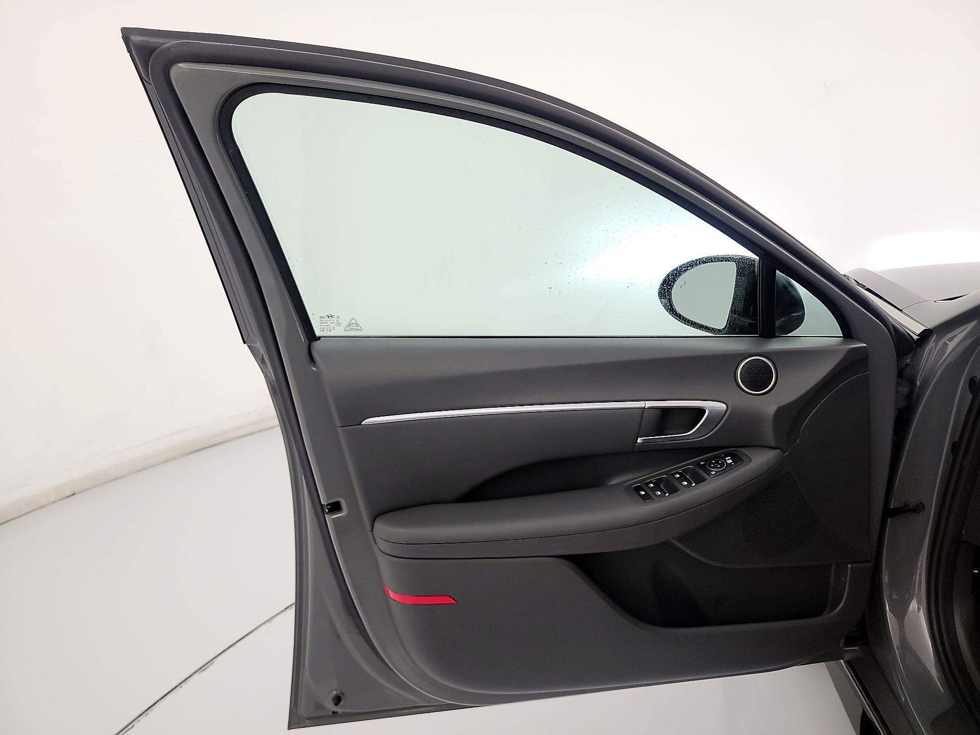 Thumbnail: 2021 Hyundai Sonata - 12