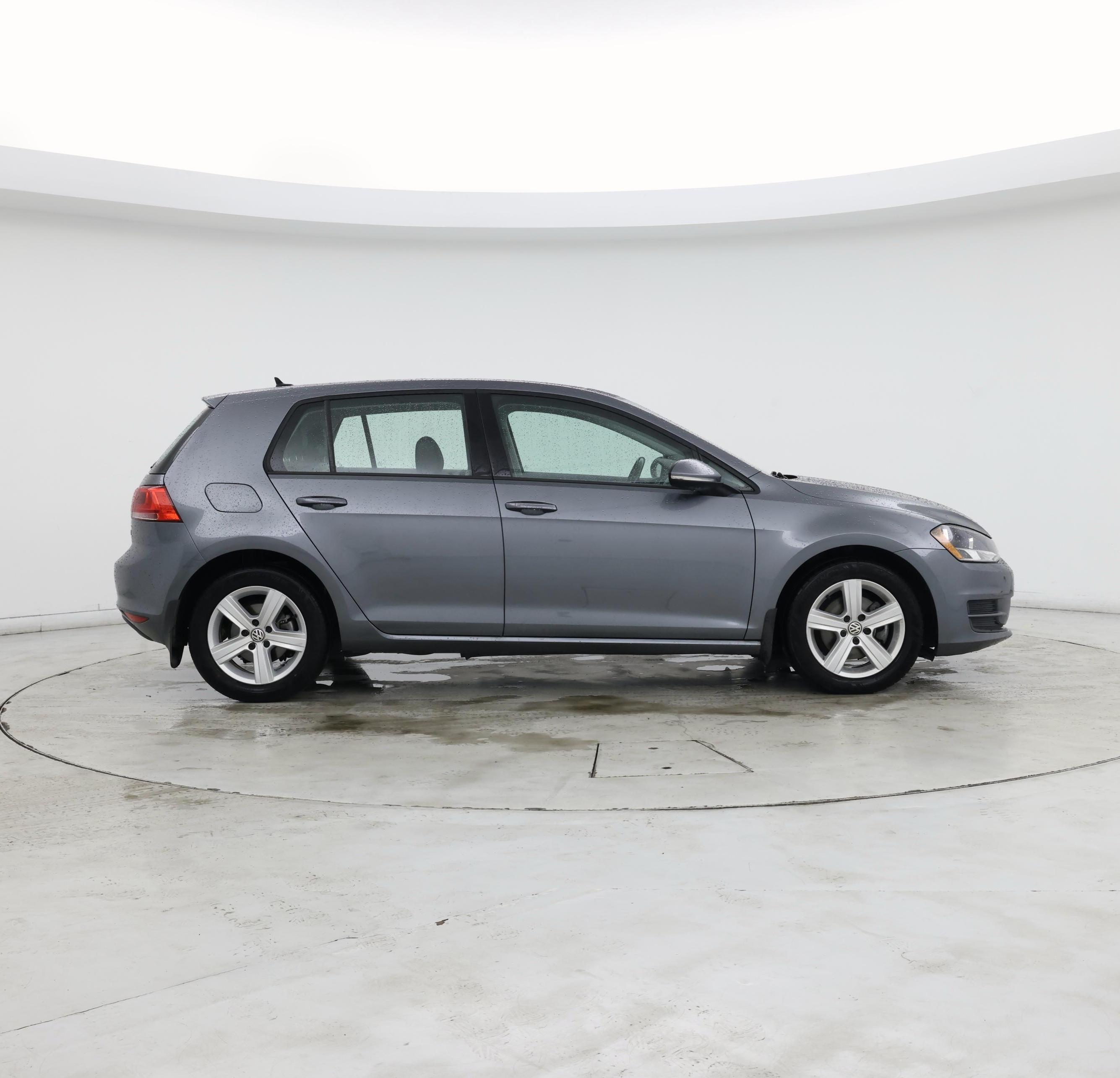 Thumbnail: 2017 Volkswagen Golf - 7