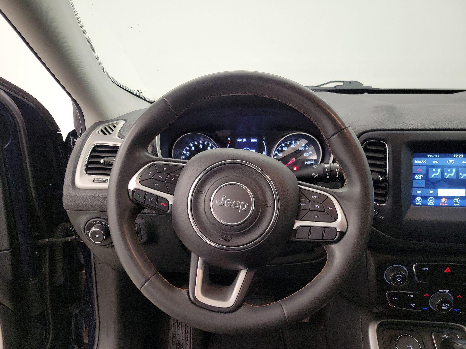 Thumbnail: 2021 Jeep Compass - 10