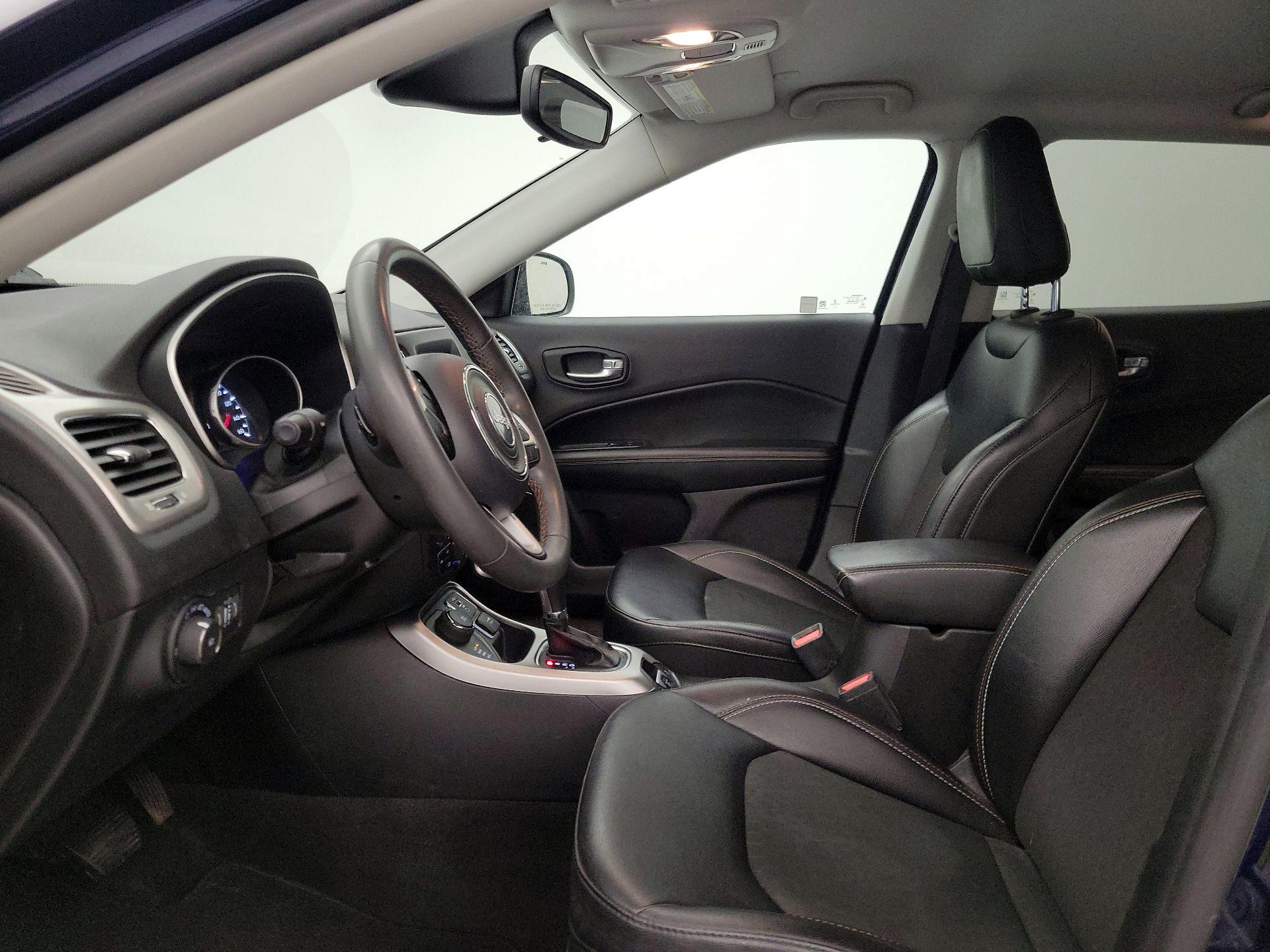 Thumbnail: 2021 Jeep Compass - 11