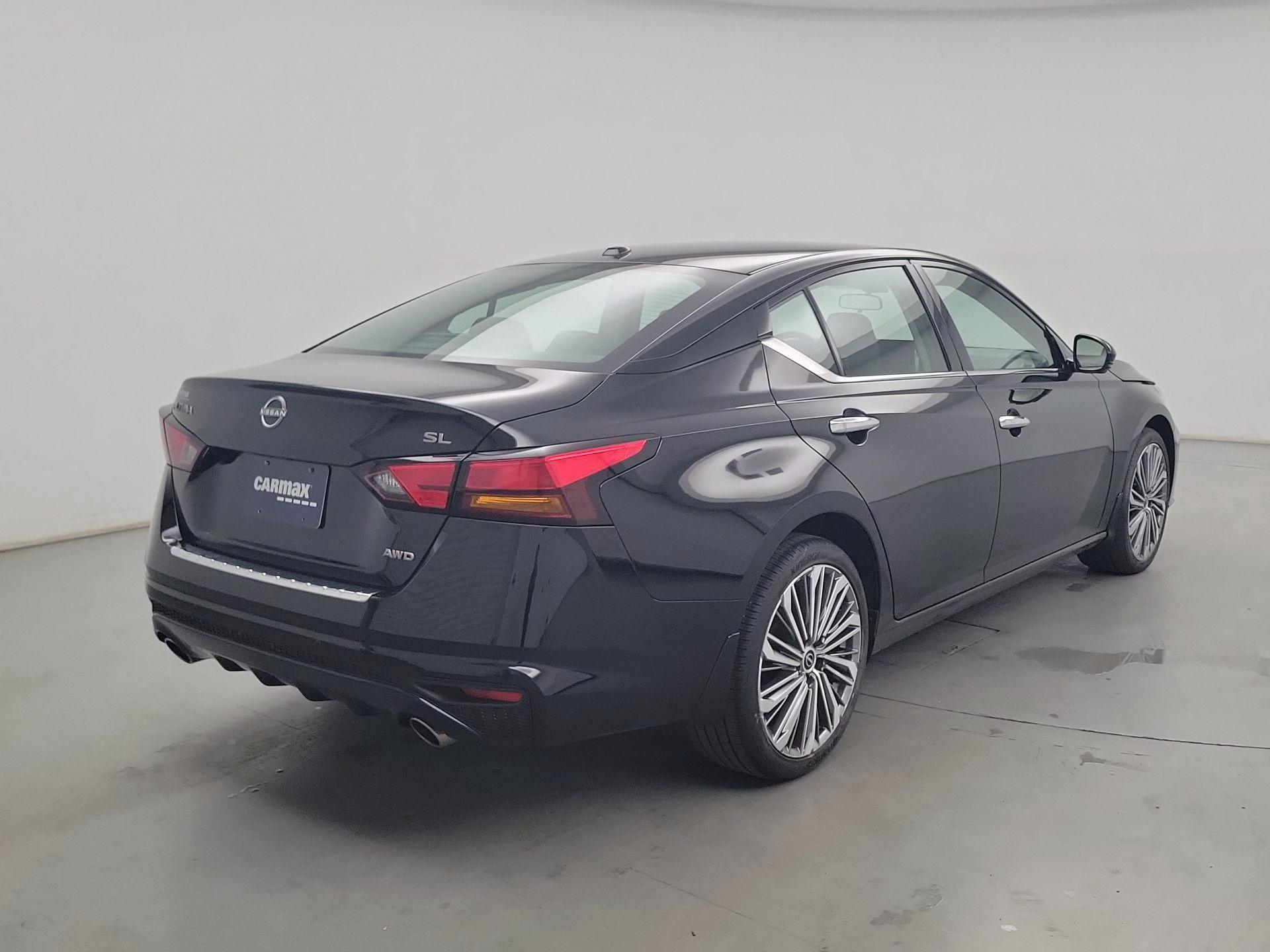 Thumbnail: 2023 Nissan Altima - 5