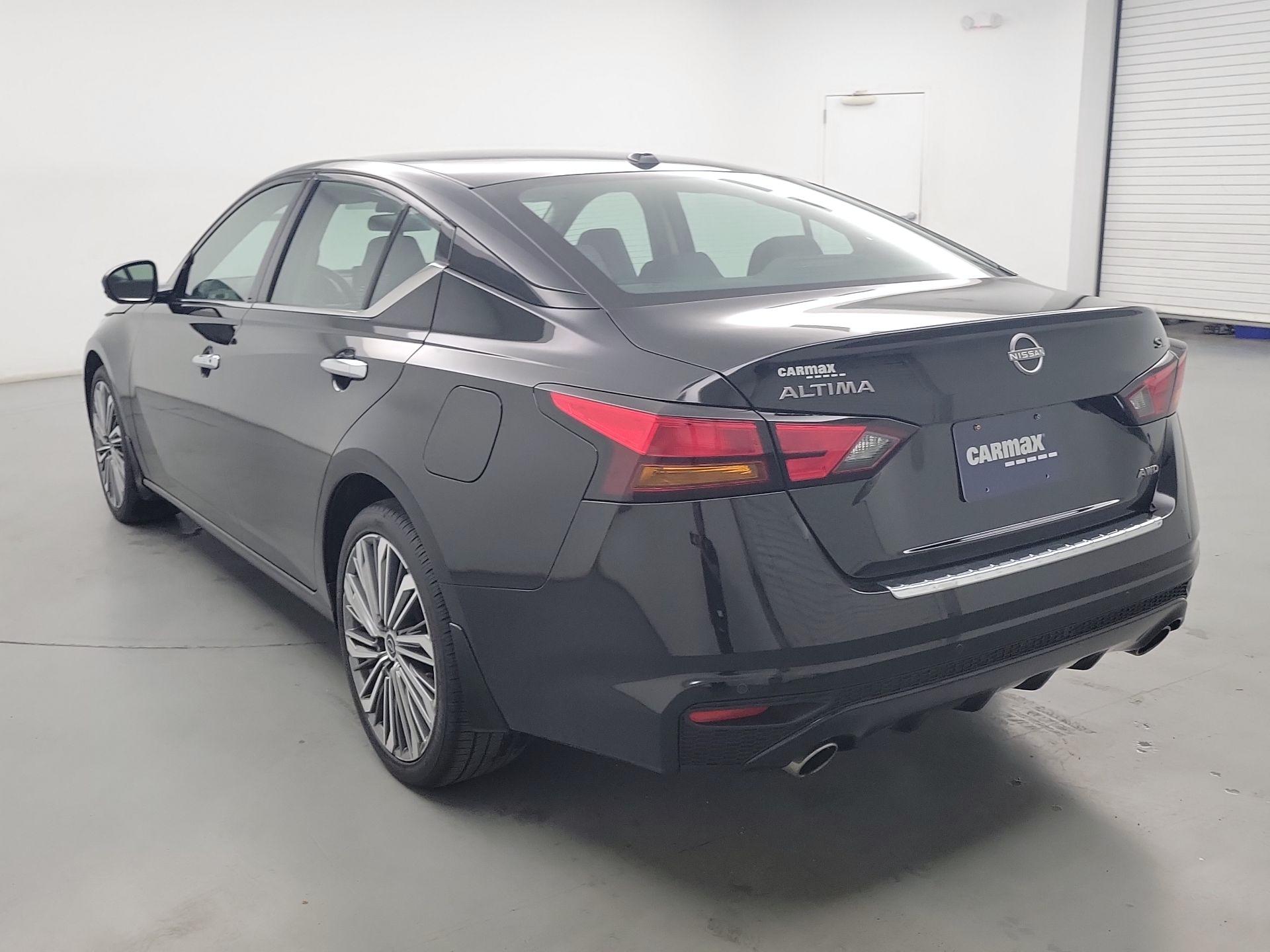 Thumbnail: 2023 Nissan Altima - 7