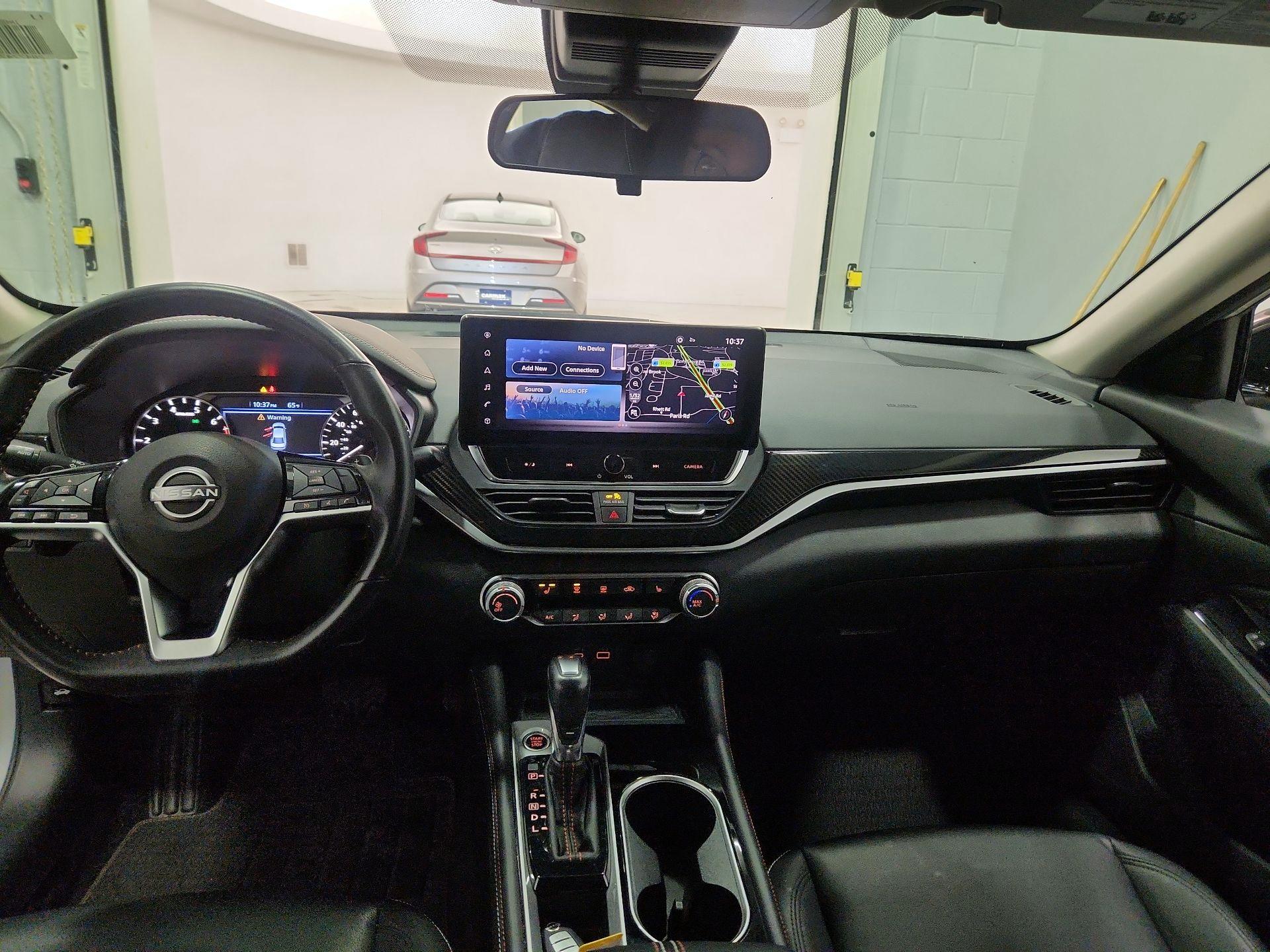 Thumbnail: 2024 Nissan Altima - 9