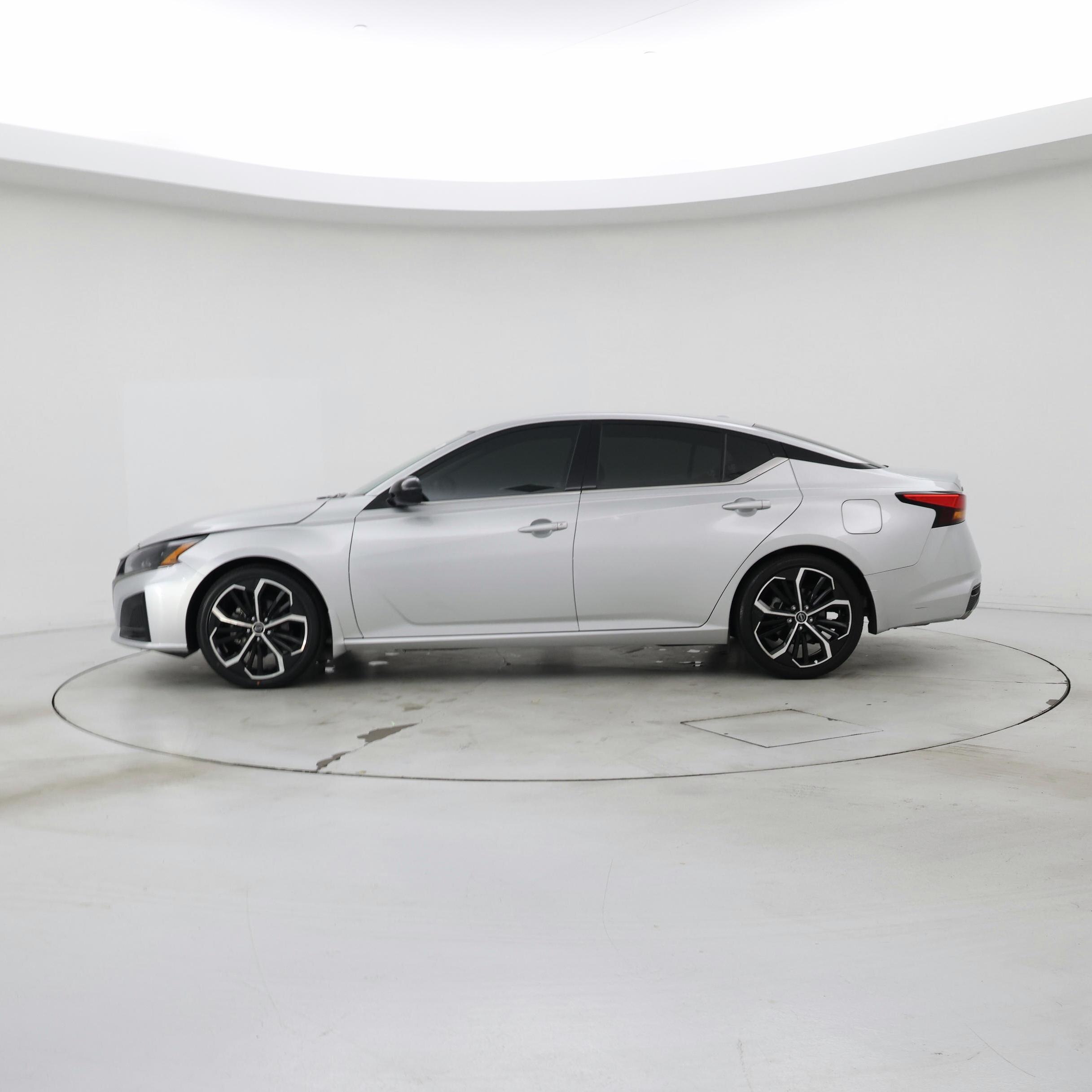 Thumbnail: 2024 Nissan Altima - 3