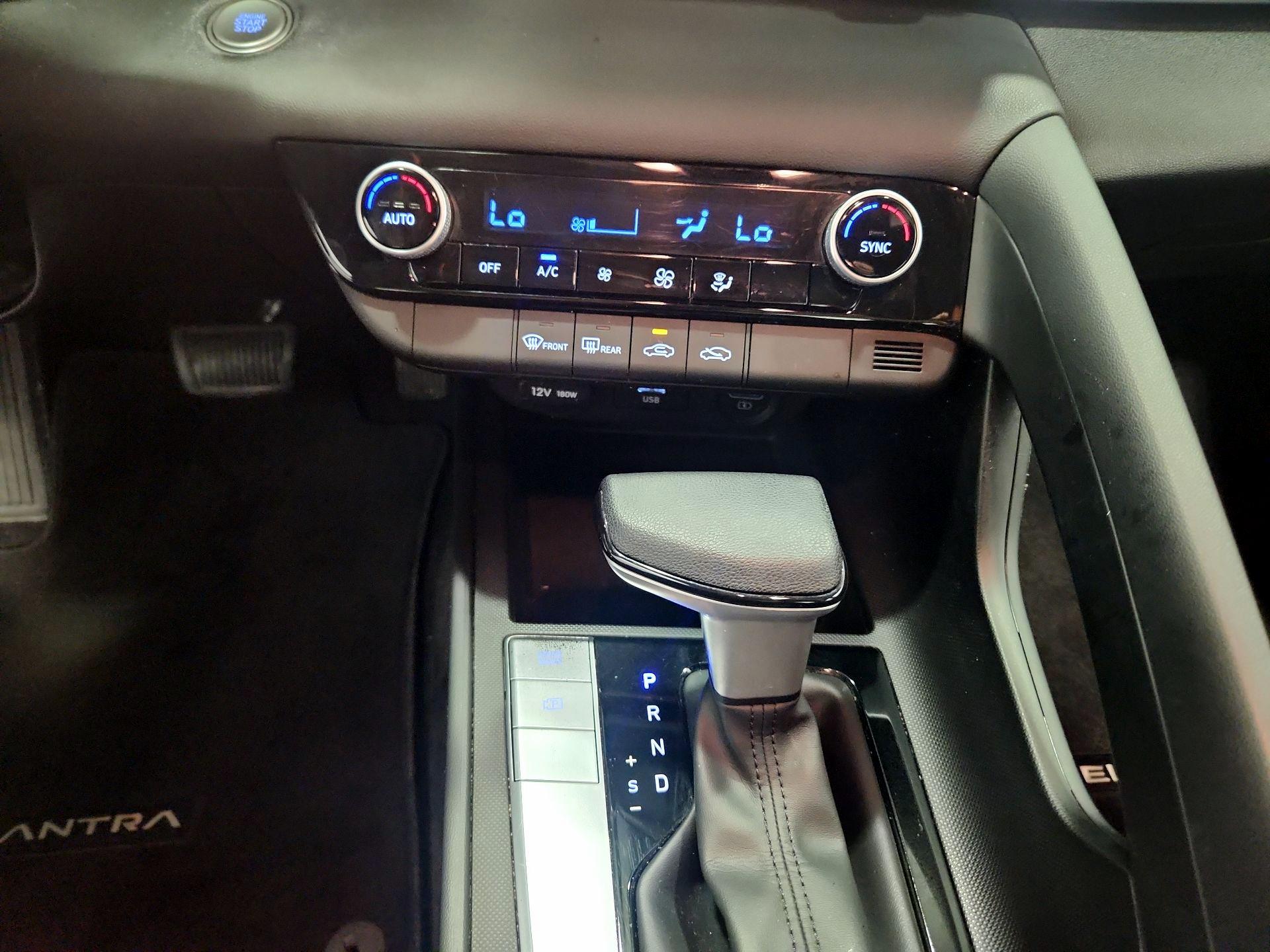 Thumbnail: 2023 Hyundai Elantra - 16