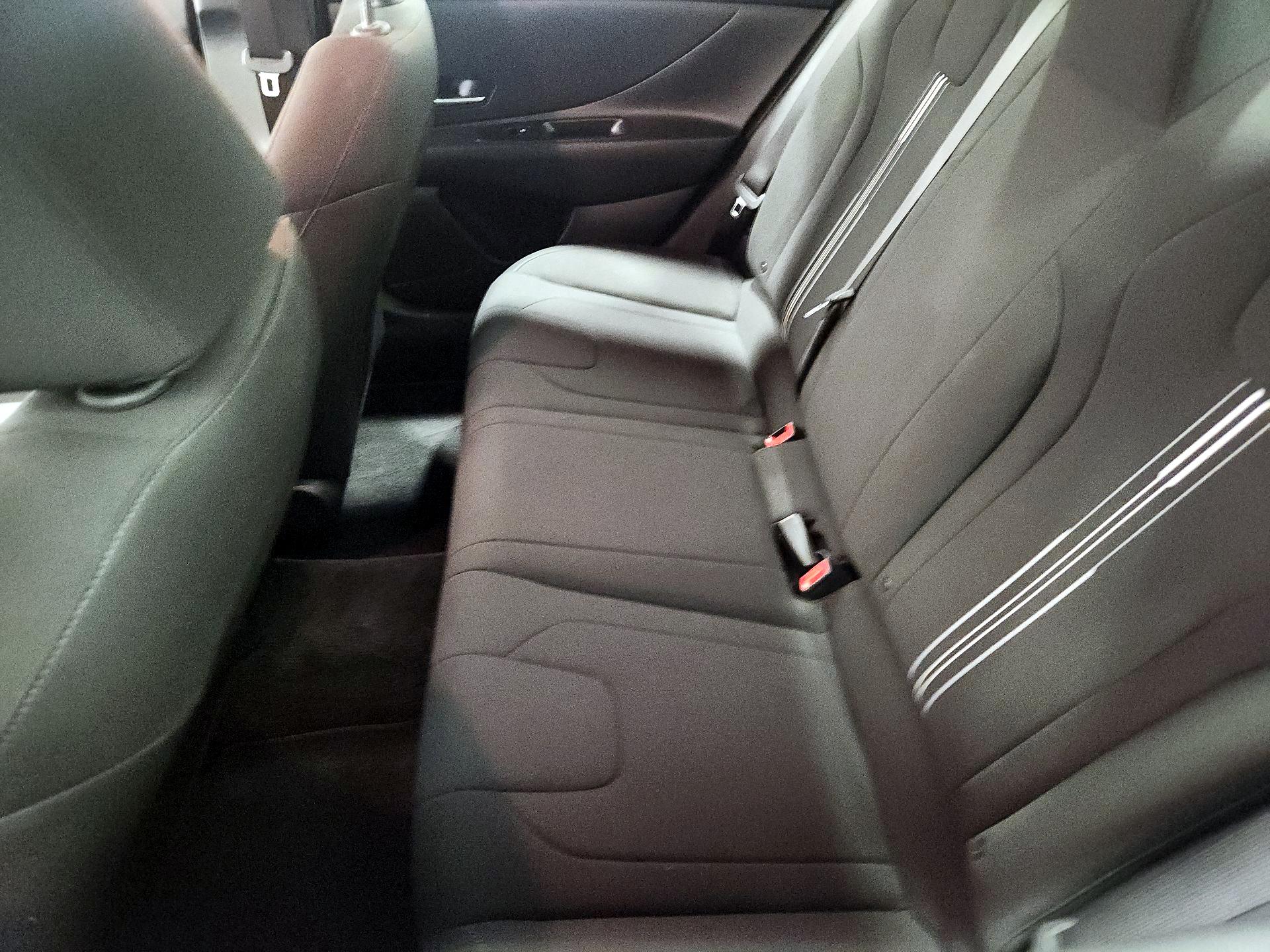 Thumbnail: 2023 Hyundai Elantra - 19