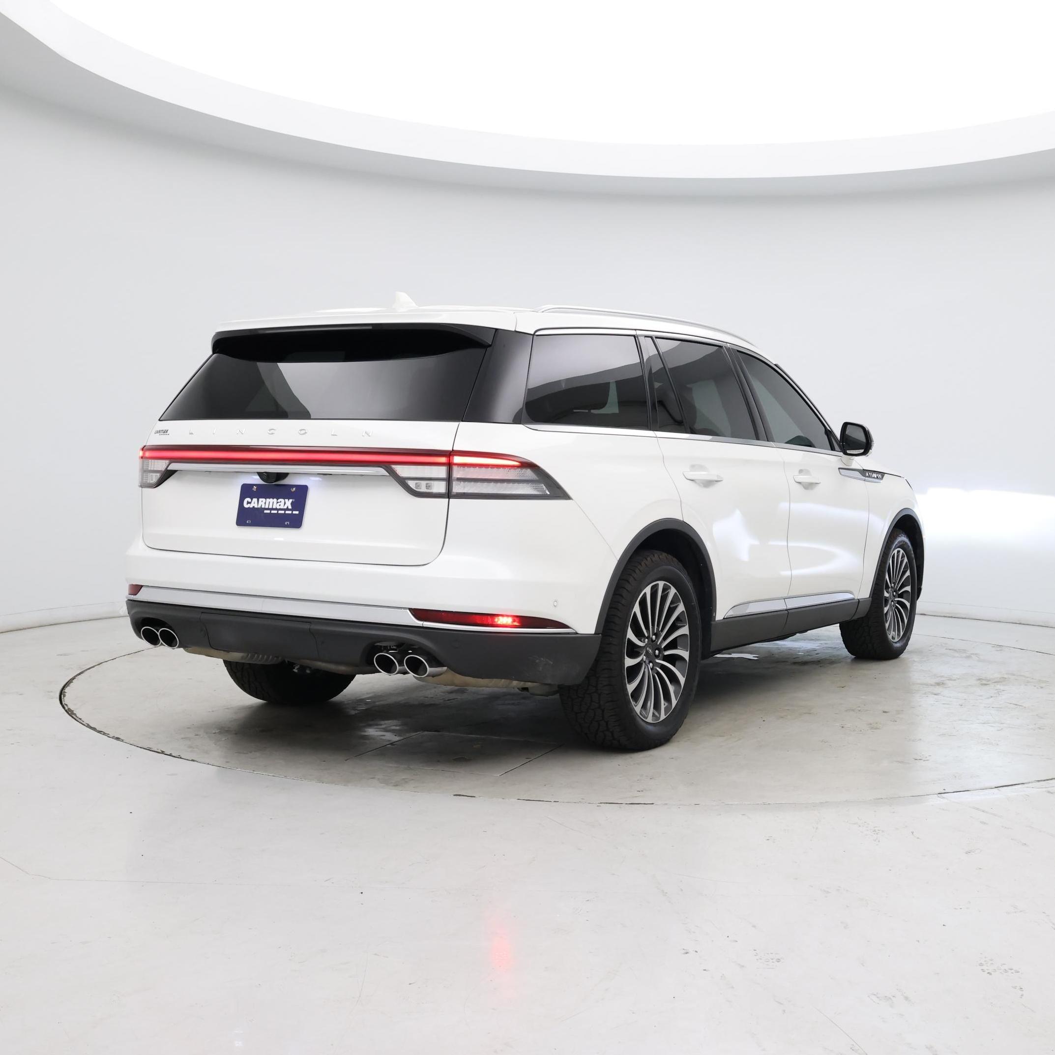 Thumbnail: 2023 Lincoln Aviator - 8
