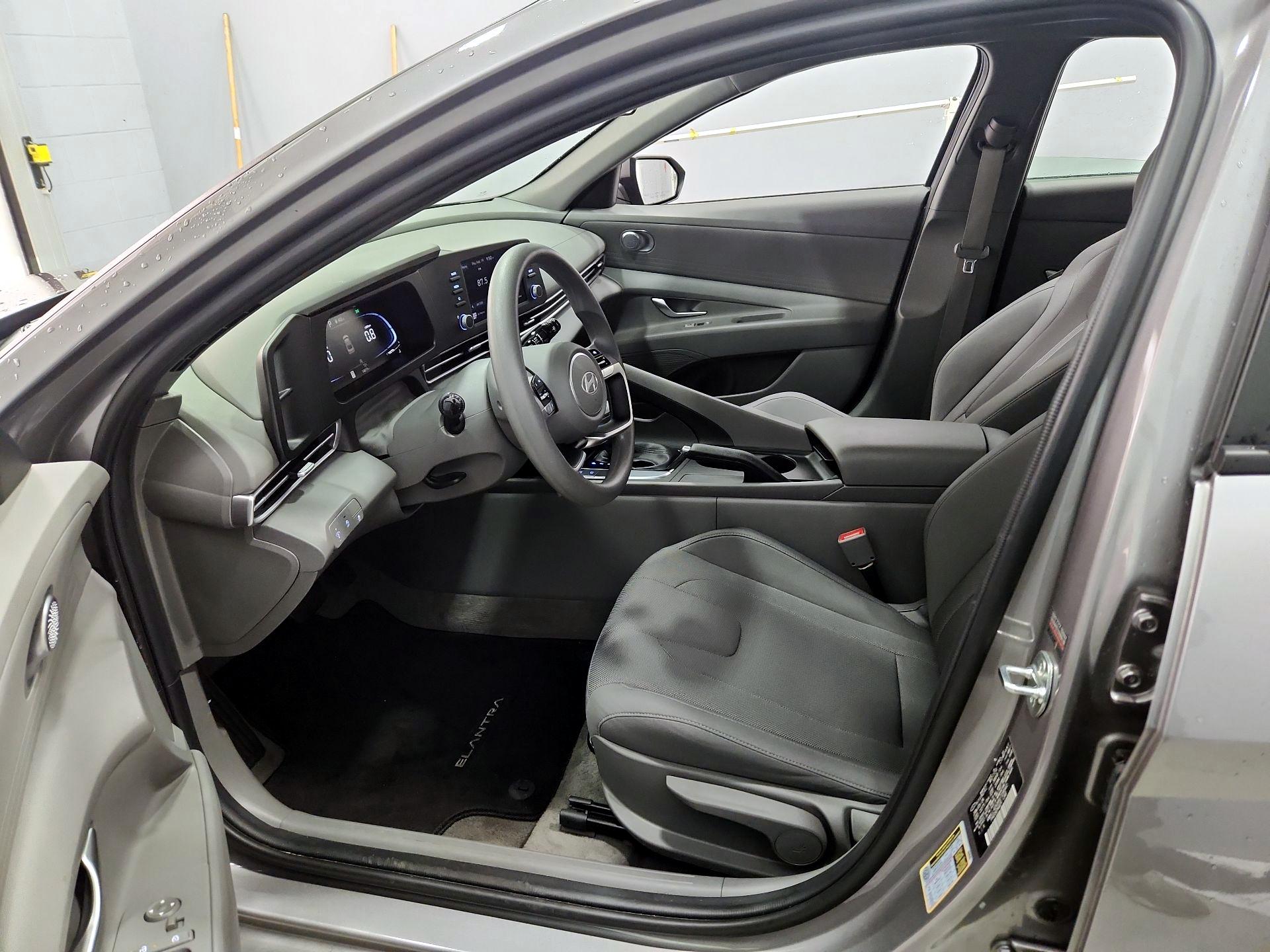 Thumbnail: 2024 Hyundai Elantra - 11