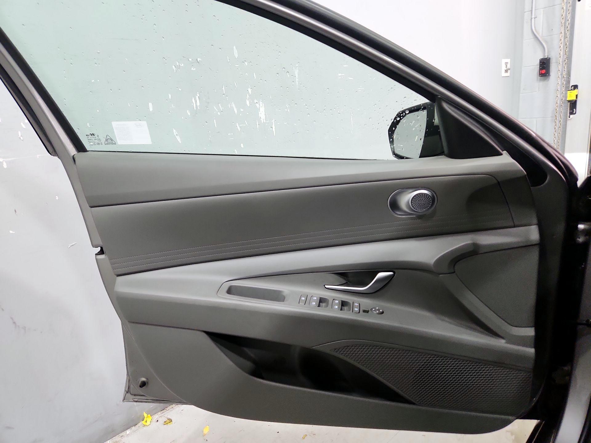 Thumbnail: 2024 Hyundai Elantra - 12