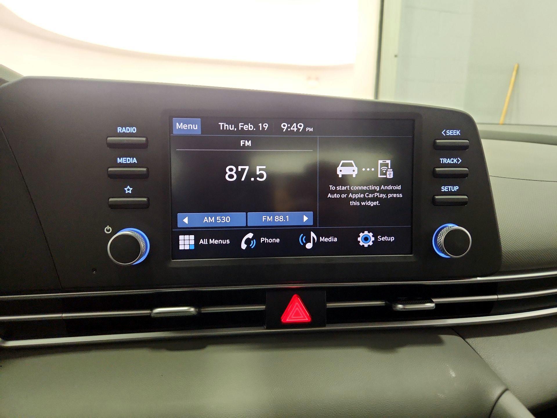 Thumbnail: 2024 Hyundai Elantra - 15