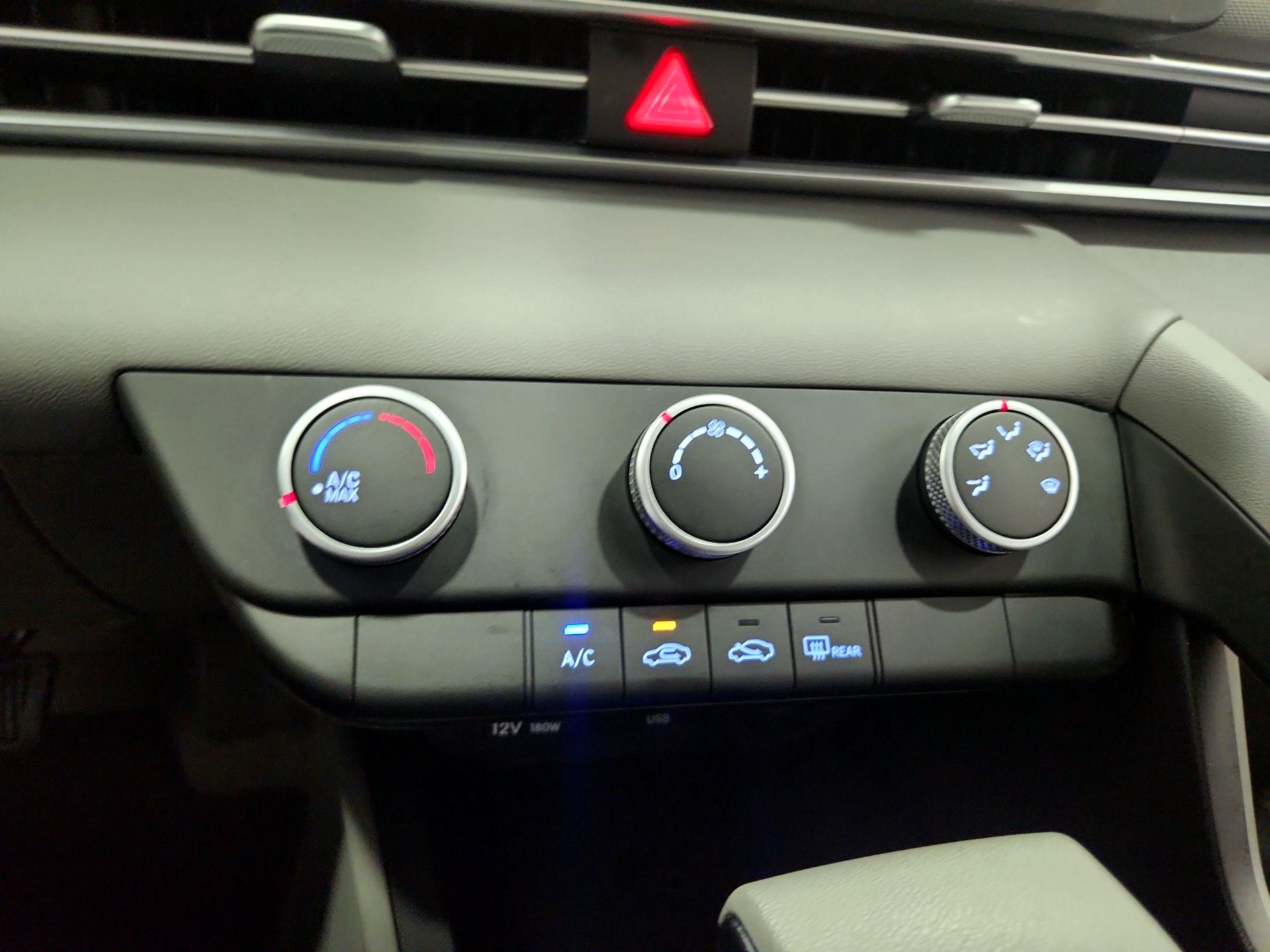 Thumbnail: 2024 Hyundai Elantra - 16