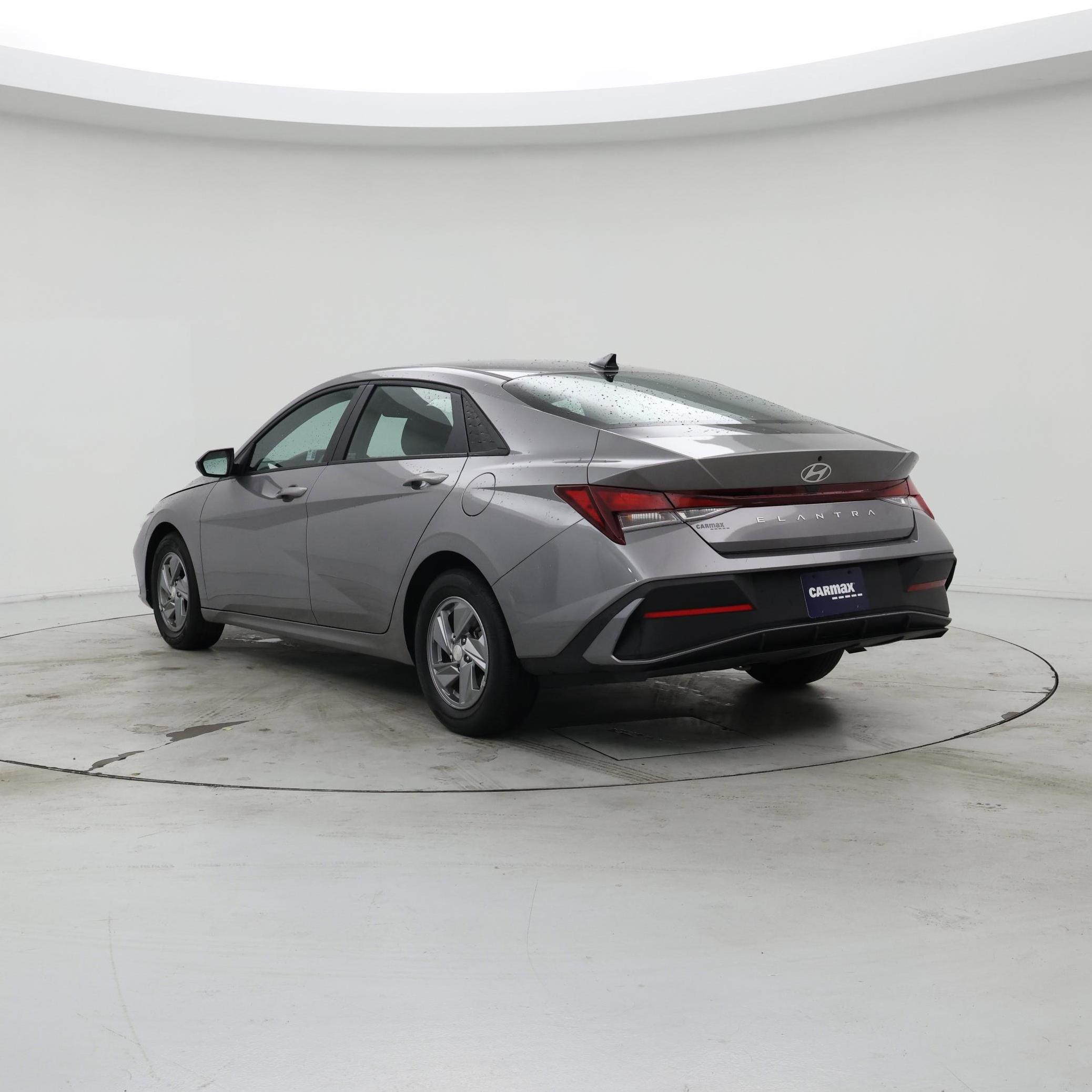 Thumbnail: 2024 Hyundai Elantra - 2